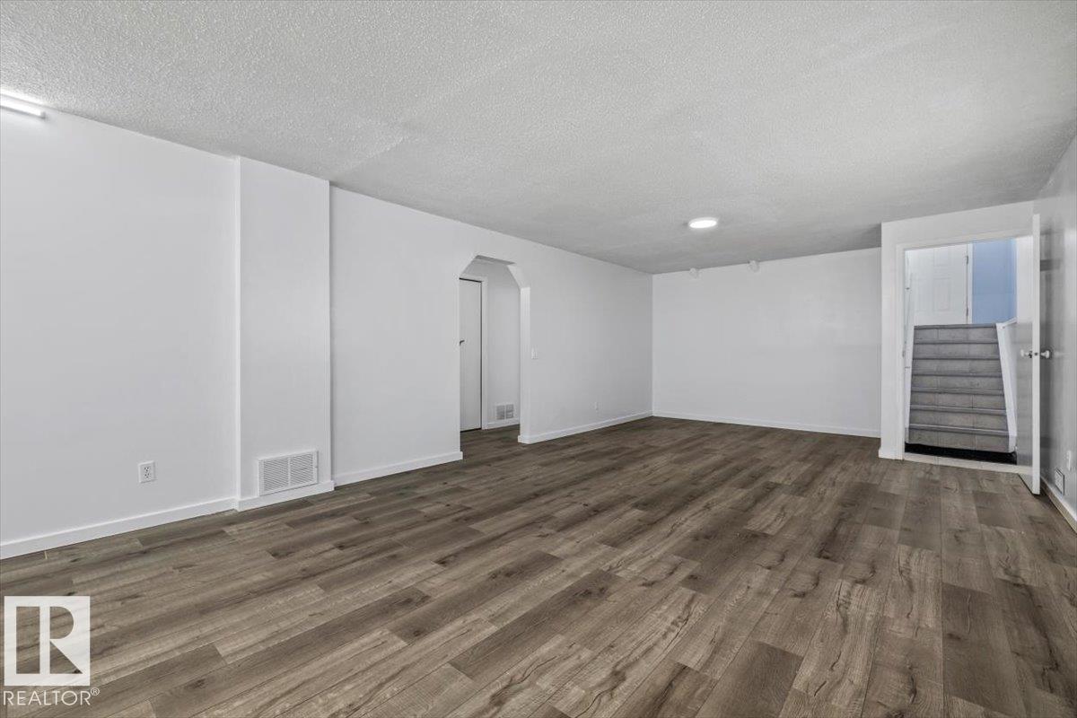 Photo 25 at 8103 154 Avenue NW, Mayliewan, Edmonton