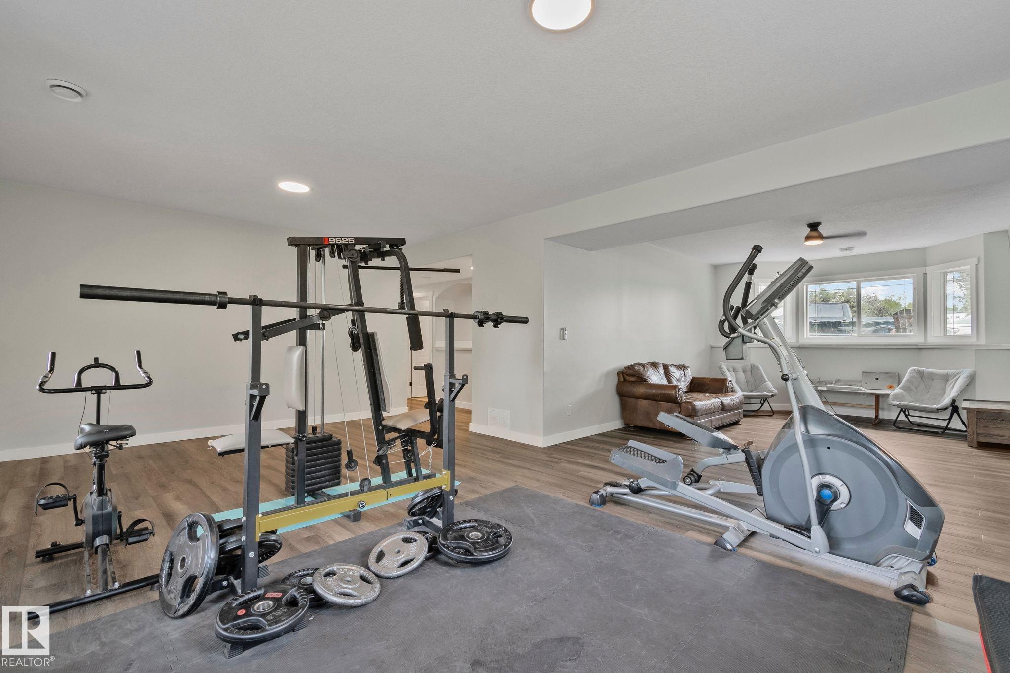 Photo 30 at 14 - 53122 Rge Road 14, Hidden Valley Estates, Rural Parkland County