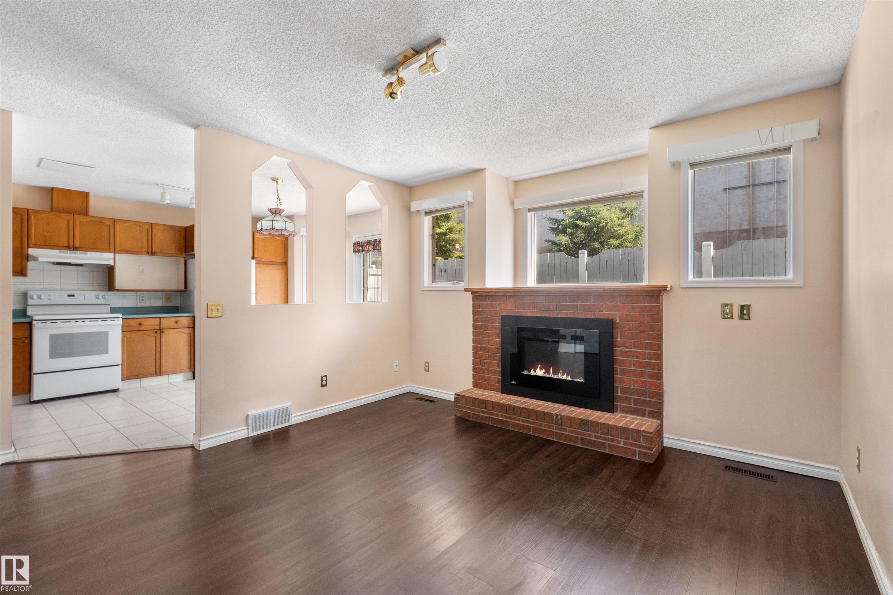 Photo 12 at 5 - 20 Deerbourne Drive, Deer Ridge, St. Albert