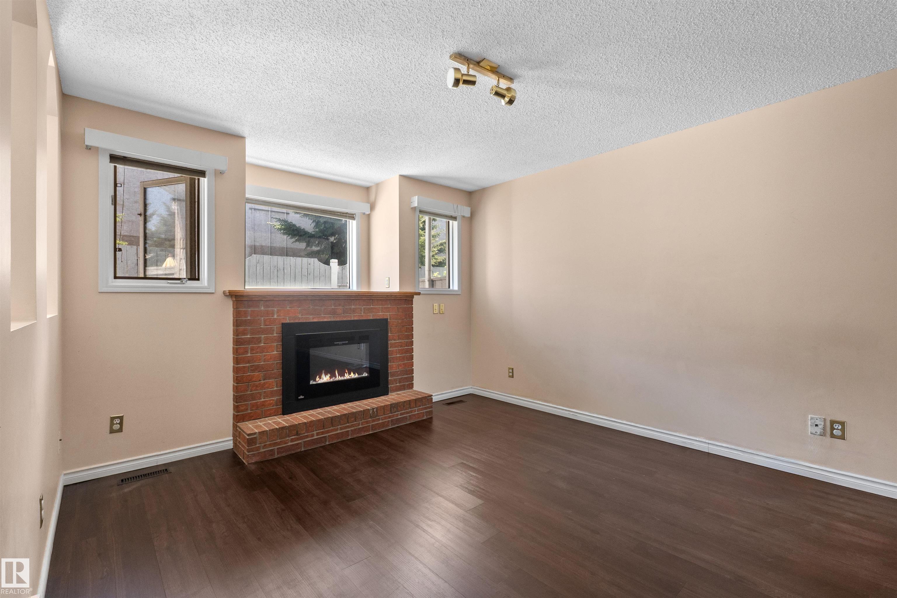 Photo 14 at 5 - 20 Deerbourne Drive, Deer Ridge, St. Albert