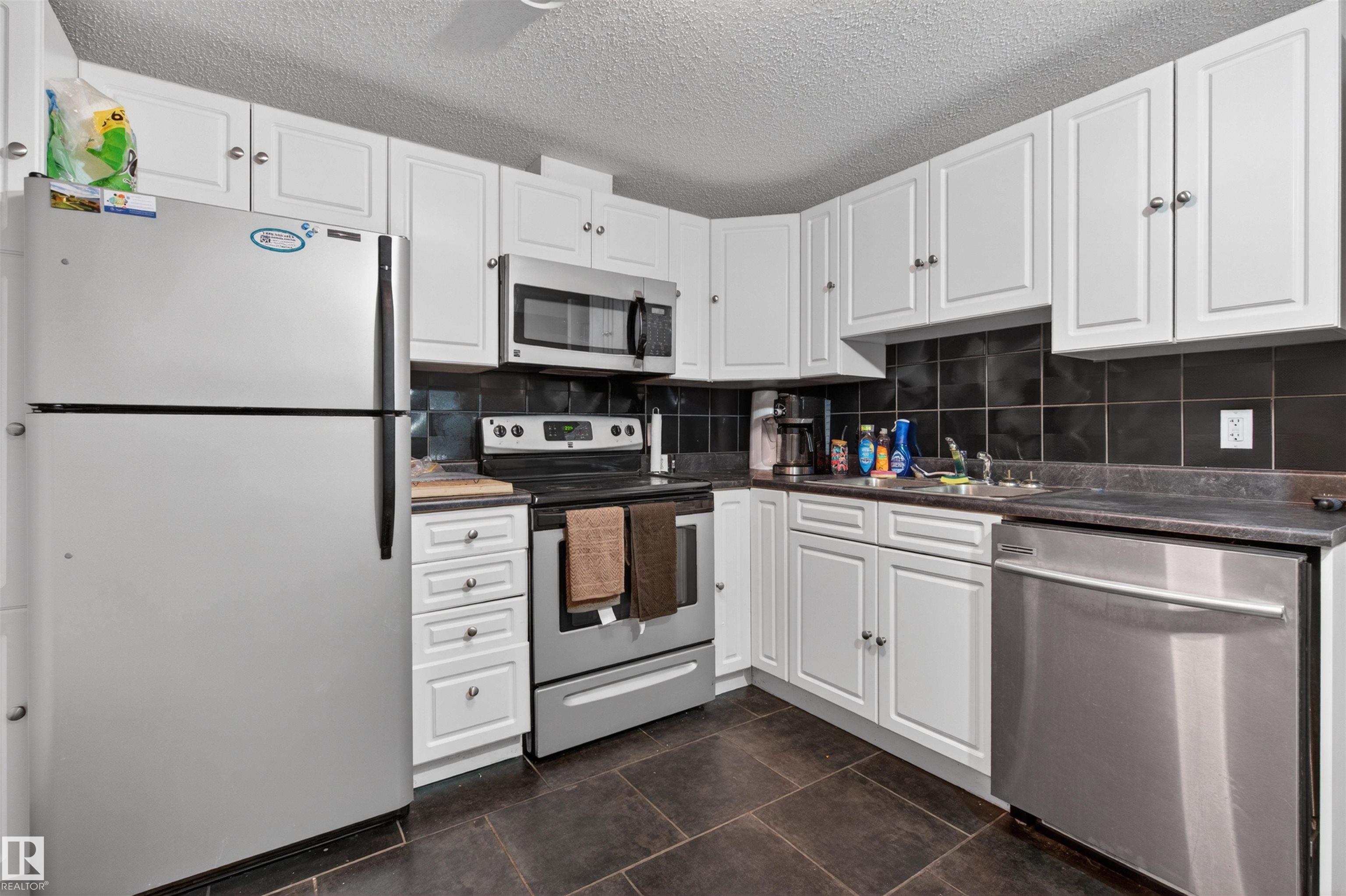 Photo 33 at 3 Alcott Crescent, Akinsdale, St. Albert