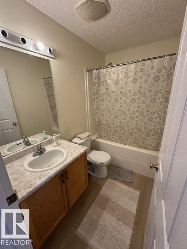 Photo 23 at 9806 179 Avenue NW, Elsinore, Edmonton
