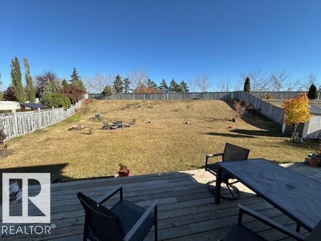 Photo 35 at 9806 179 Avenue NW, Elsinore, Edmonton