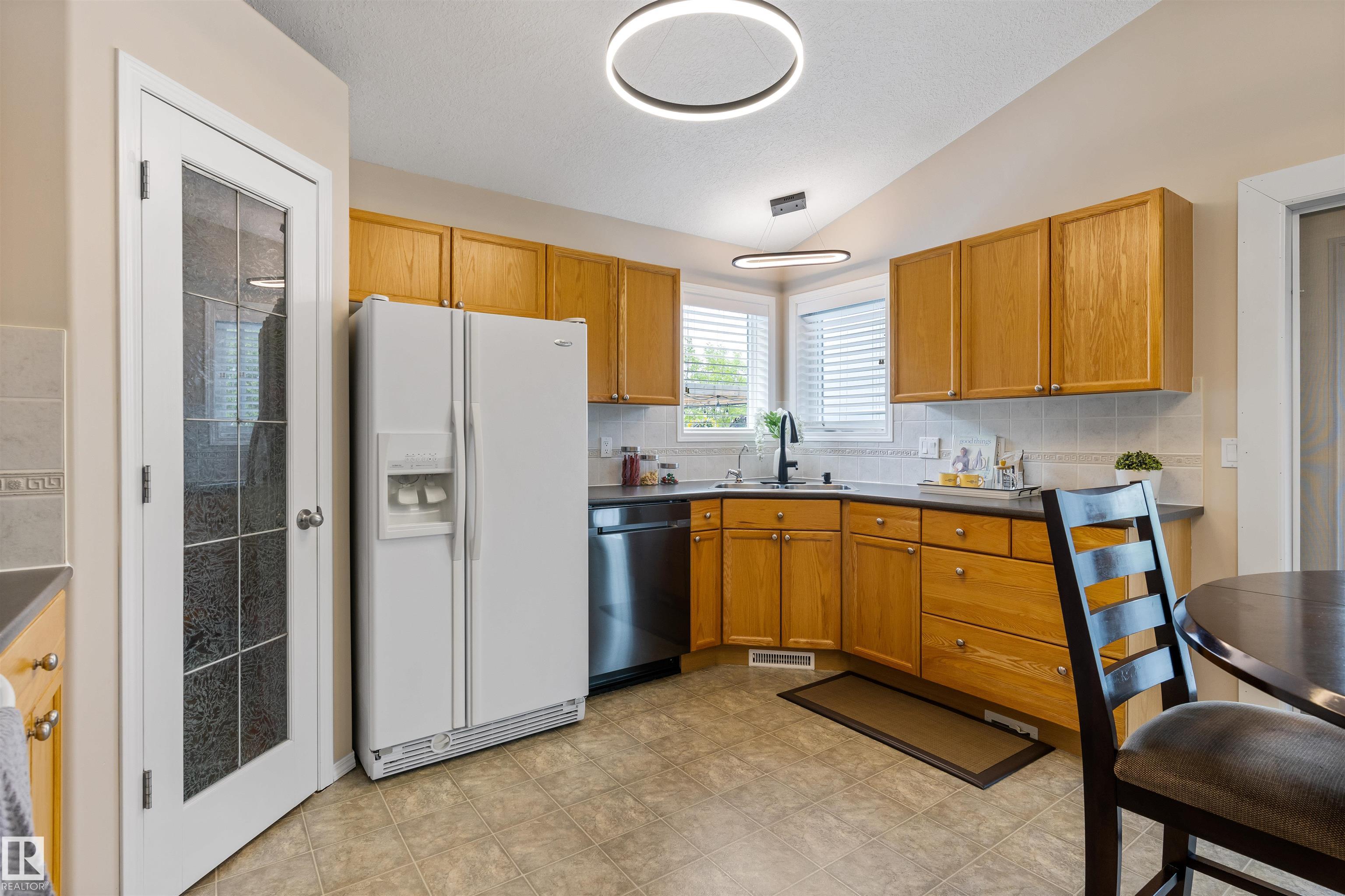 Photo 10 at 8008 97 Street, Morinville