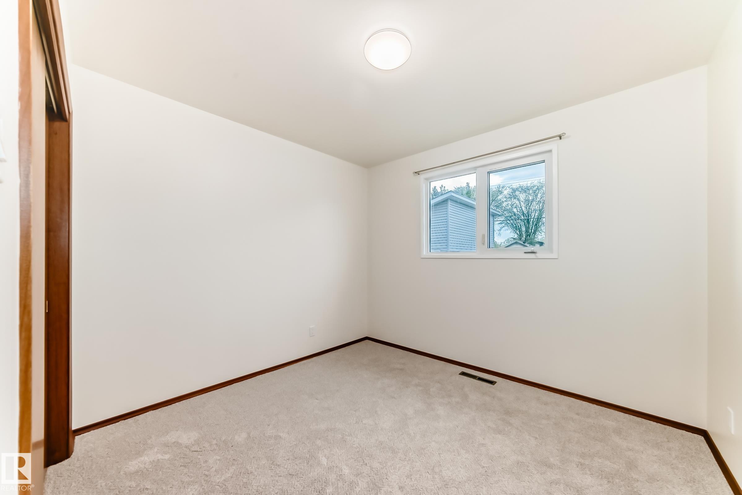 Photo 13 at 12022 62 Street NW, Montrose, Edmonton