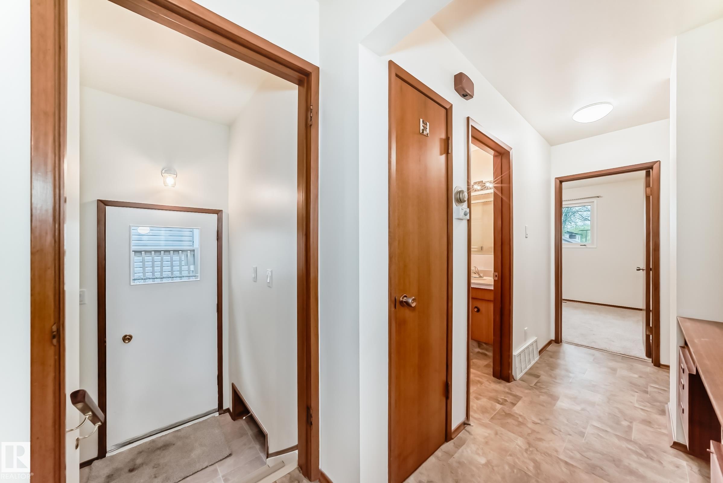 Photo 18 at 12022 62 Street NW, Montrose, Edmonton