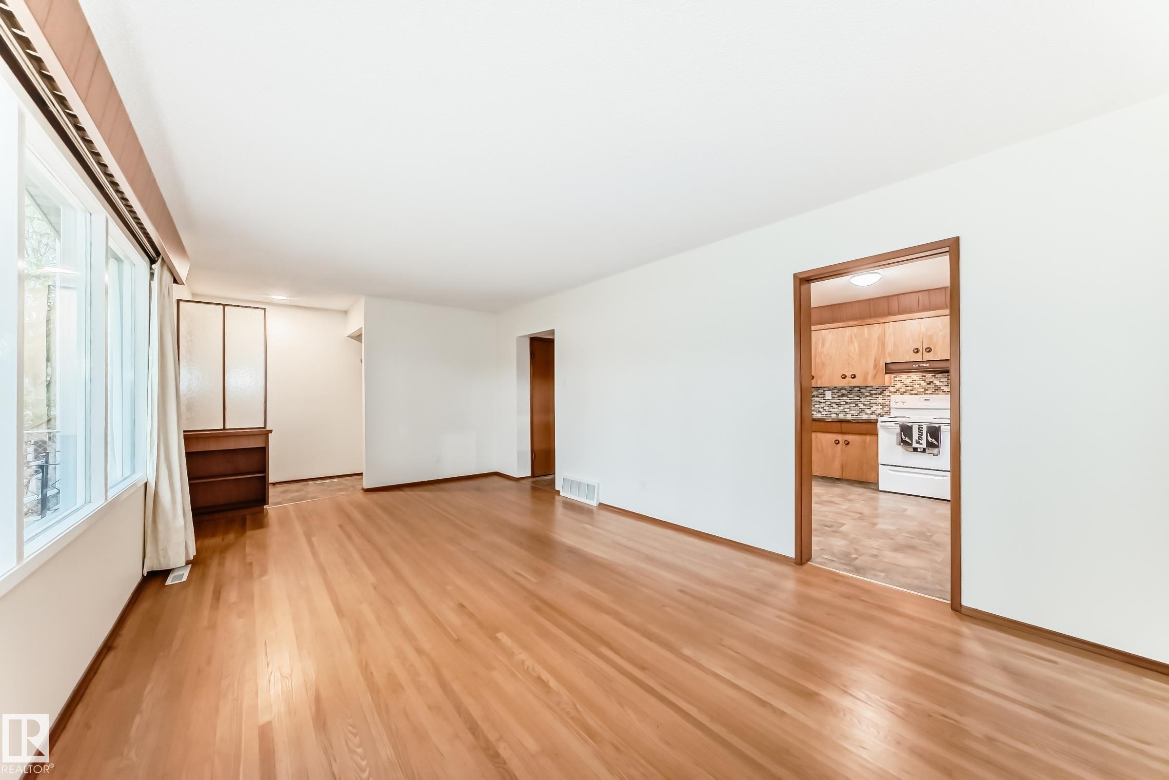 12022 62 Street NW, Montrose, Edmonton