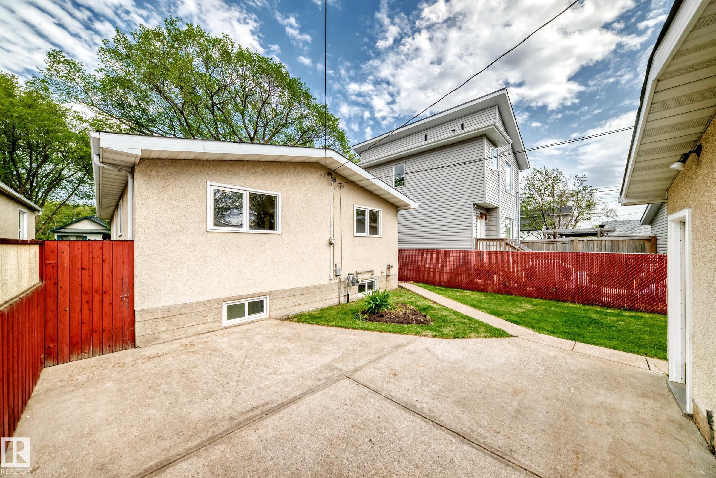 Photo 39 at 12022 62 Street NW, Montrose, Edmonton
