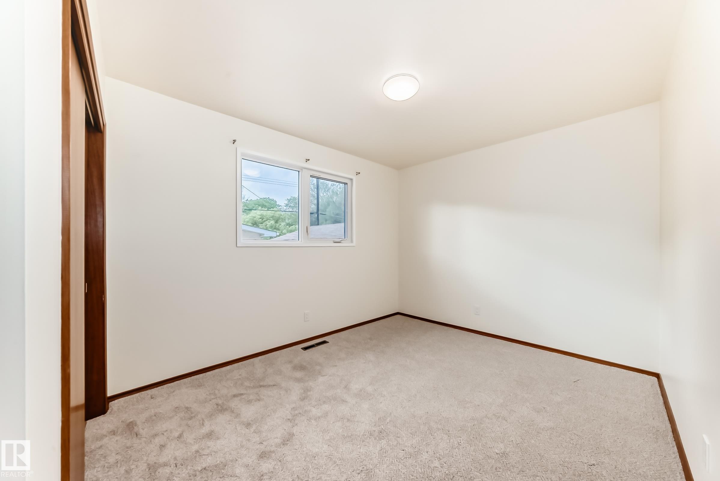 Photo 10 at 12022 62 Street NW, Montrose, Edmonton