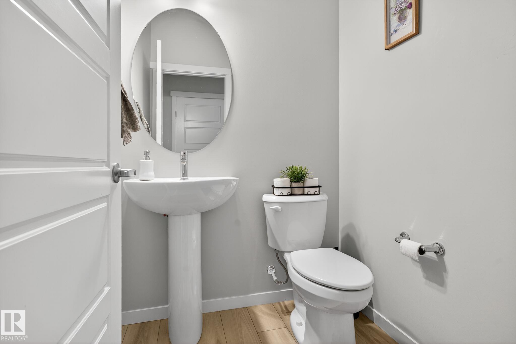 Photo 24 at 1213 16a Street NW, Aster, Edmonton