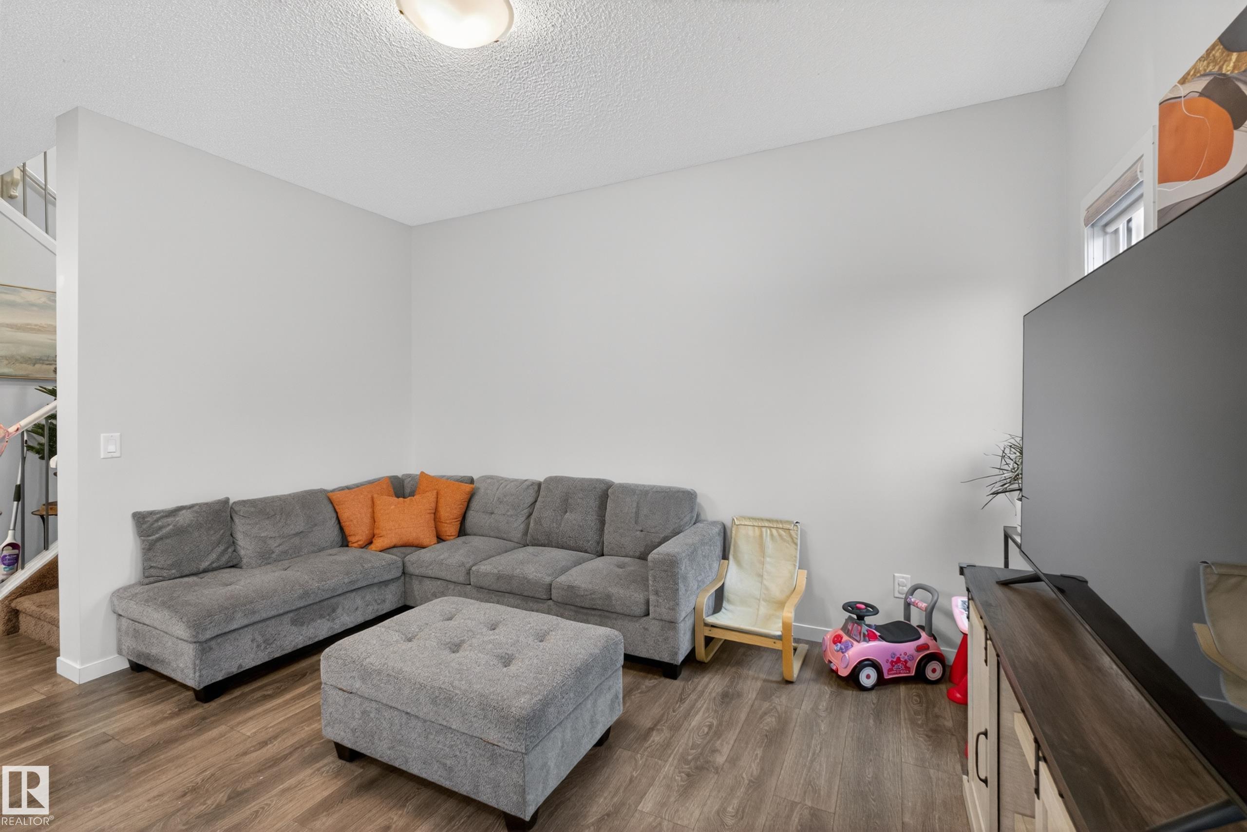 Photo 13 at 1404 25 Avenue NW, Tamarack, Edmonton