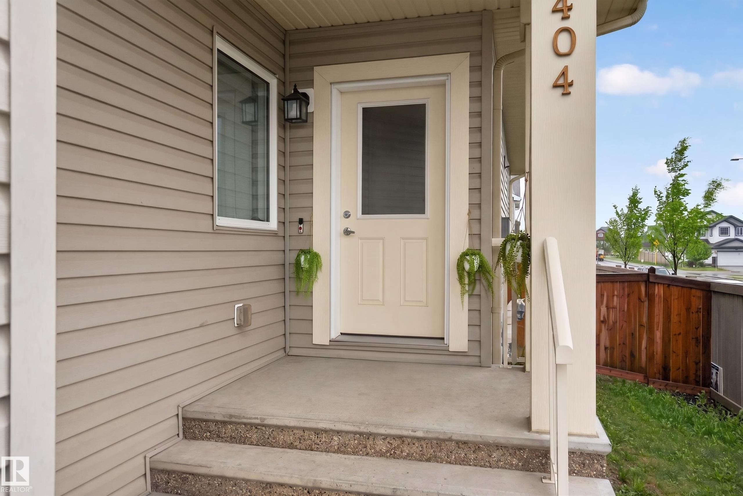 1404 25 Avenue NW, Tamarack, Edmonton