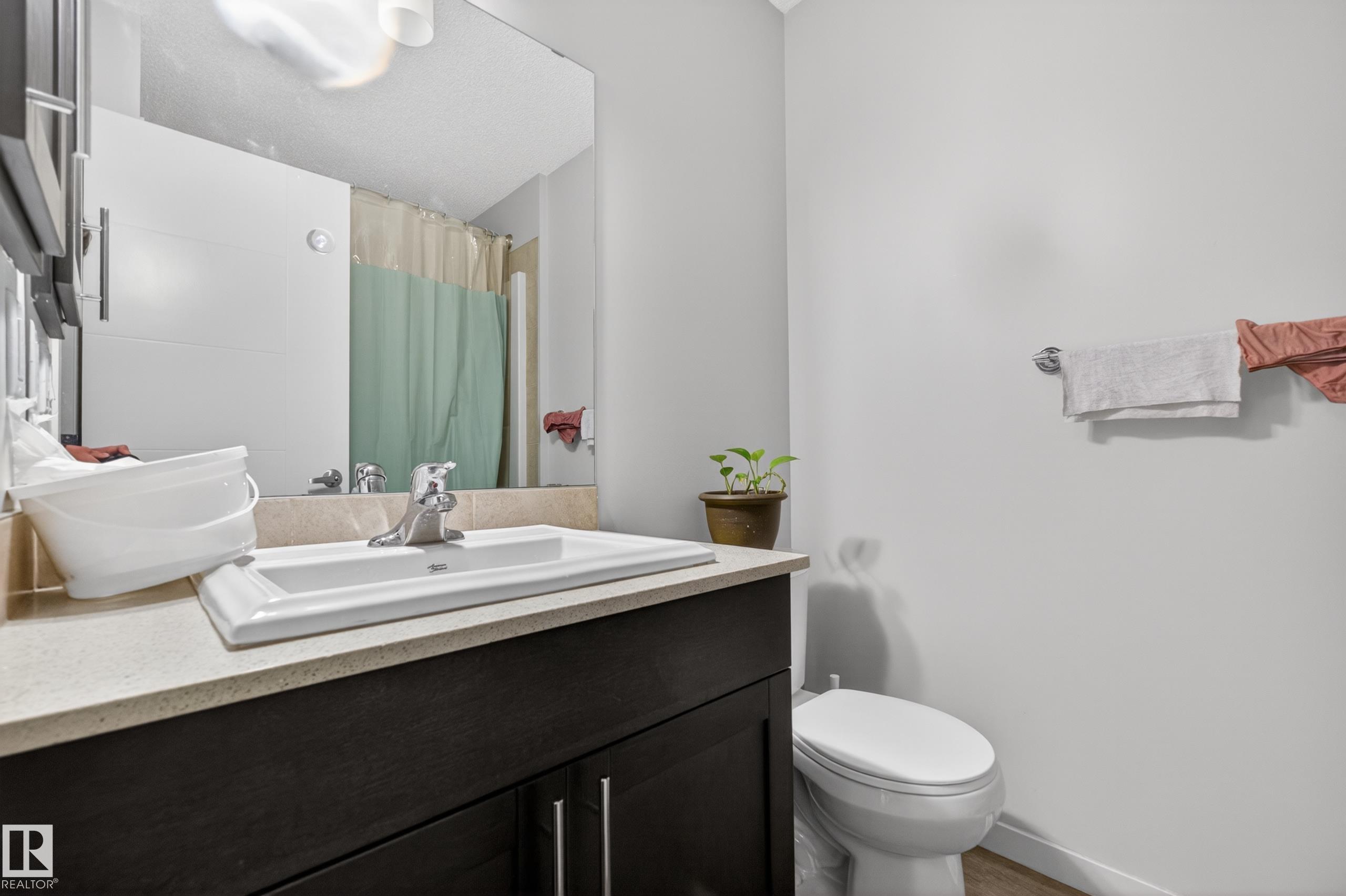 Photo 21 at 1404 25 Avenue NW, Tamarack, Edmonton