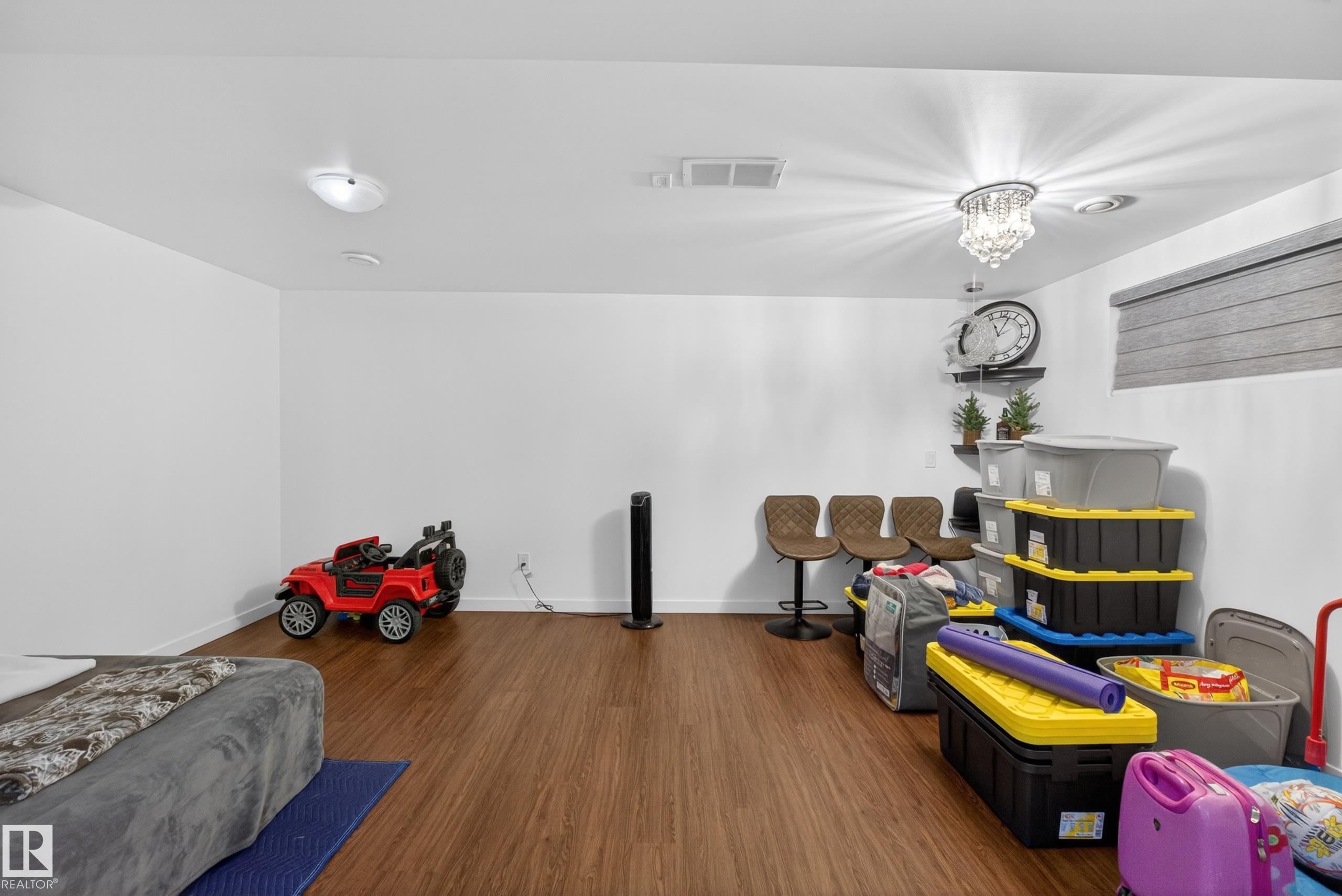 Photo 36 at 1404 25 Avenue NW, Tamarack, Edmonton