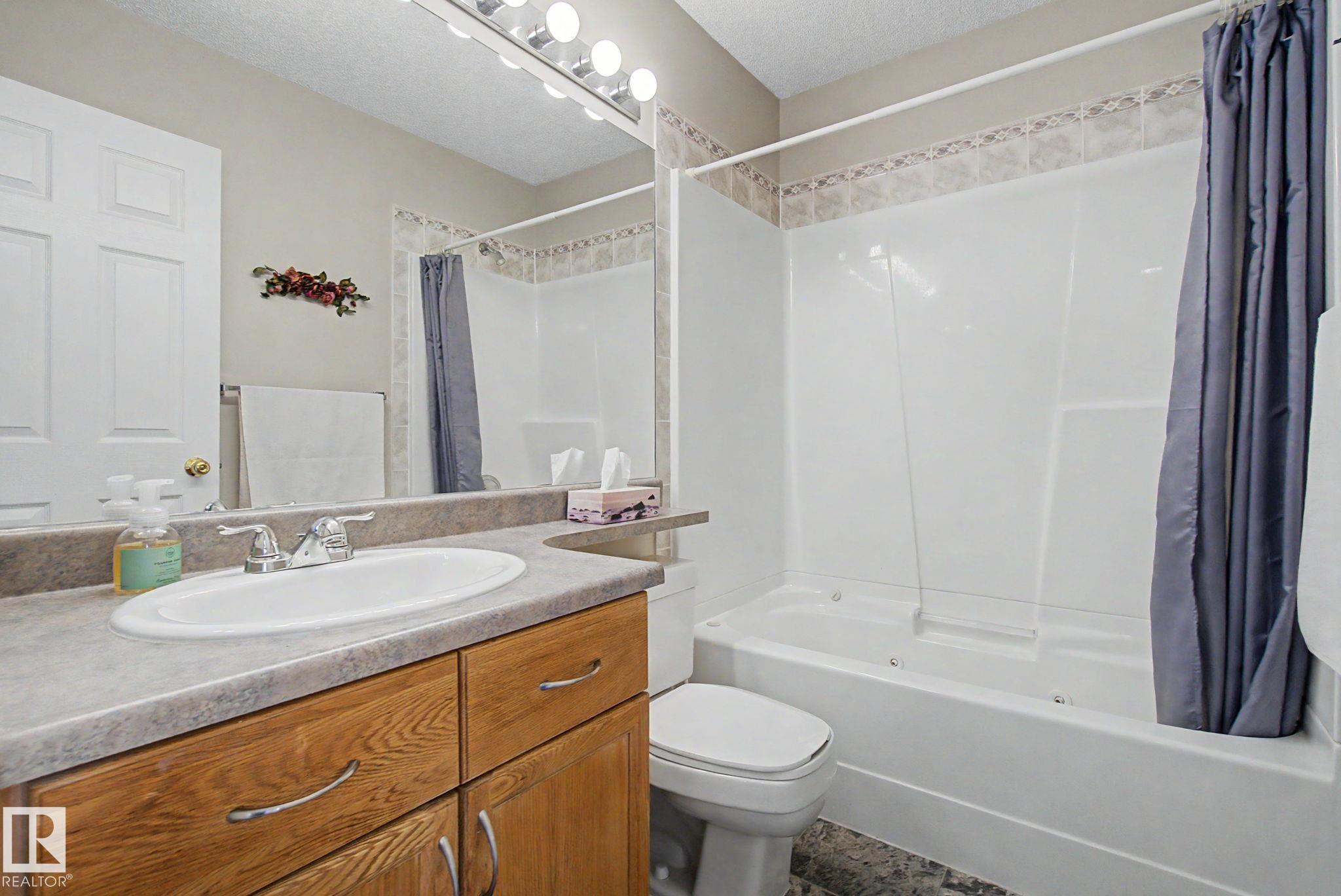Photo 33 at 4113 36a Avenue NW, Kiniski Gardens, Edmonton