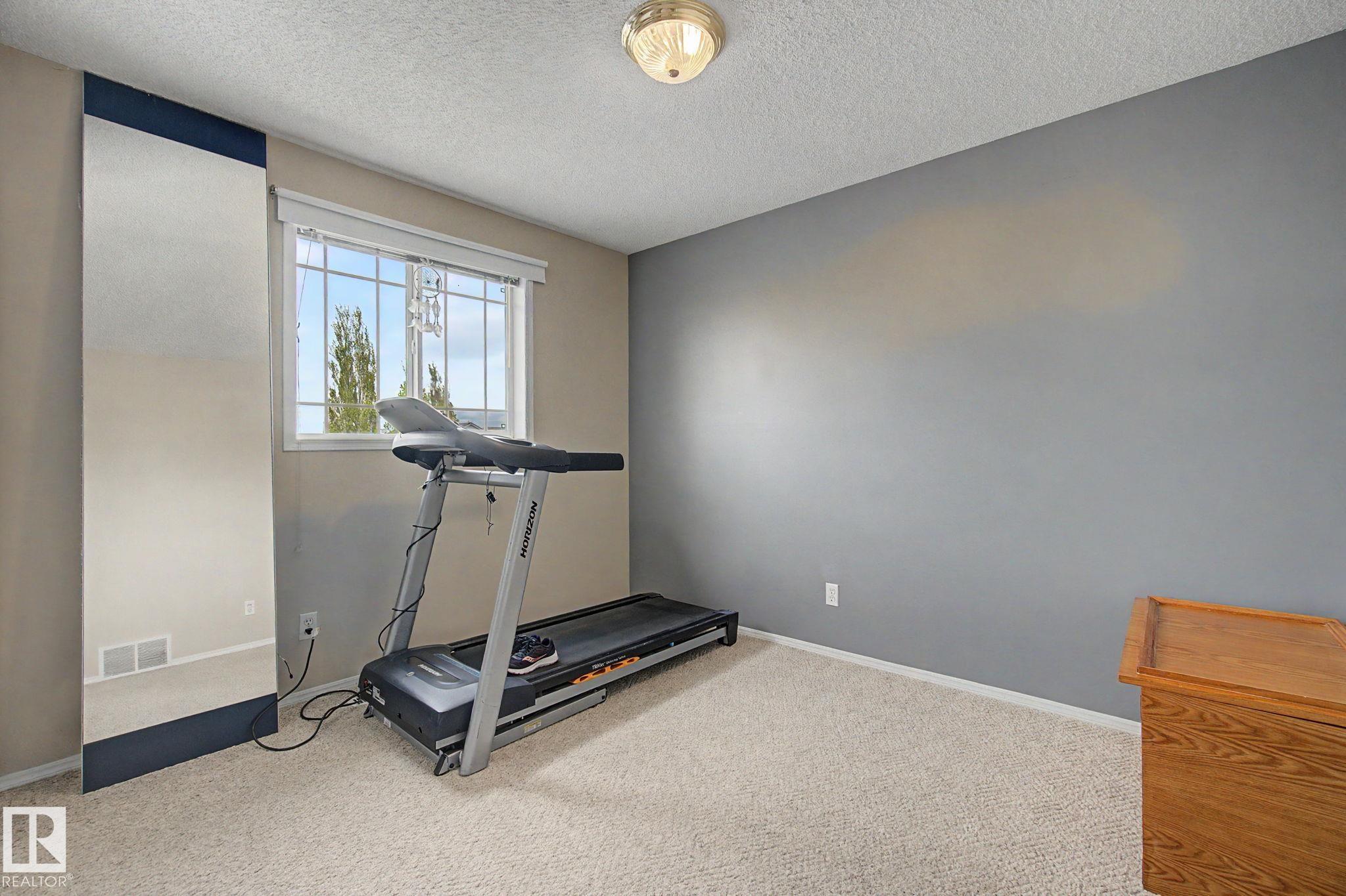 Photo 34 at 4113 36a Avenue NW, Kiniski Gardens, Edmonton