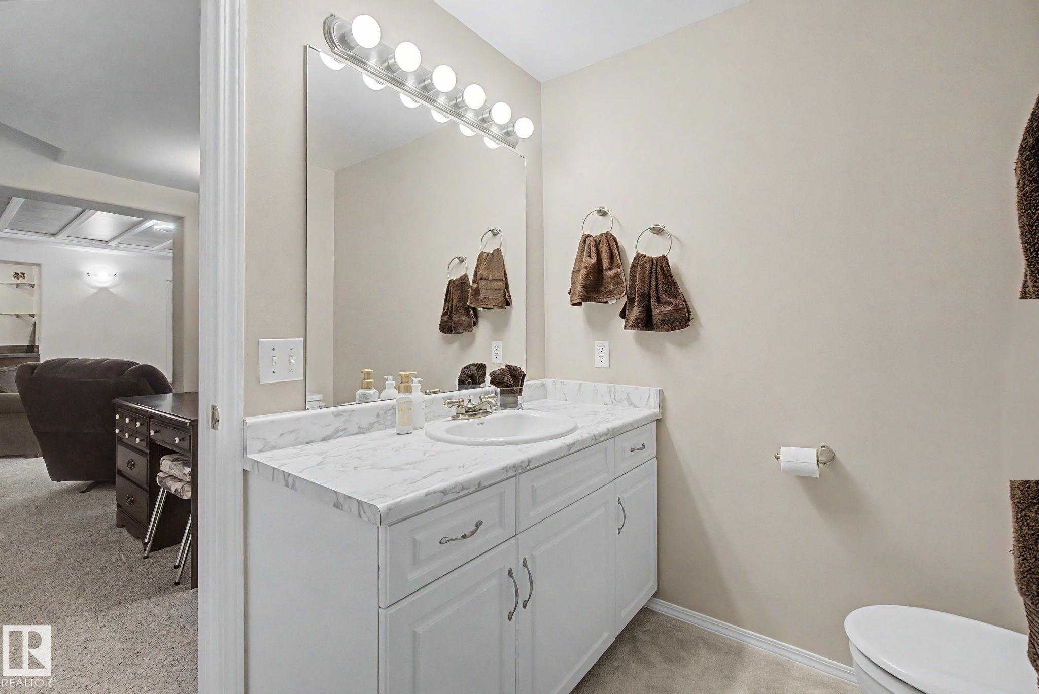 Photo 52 at 4113 36a Avenue NW, Kiniski Gardens, Edmonton
