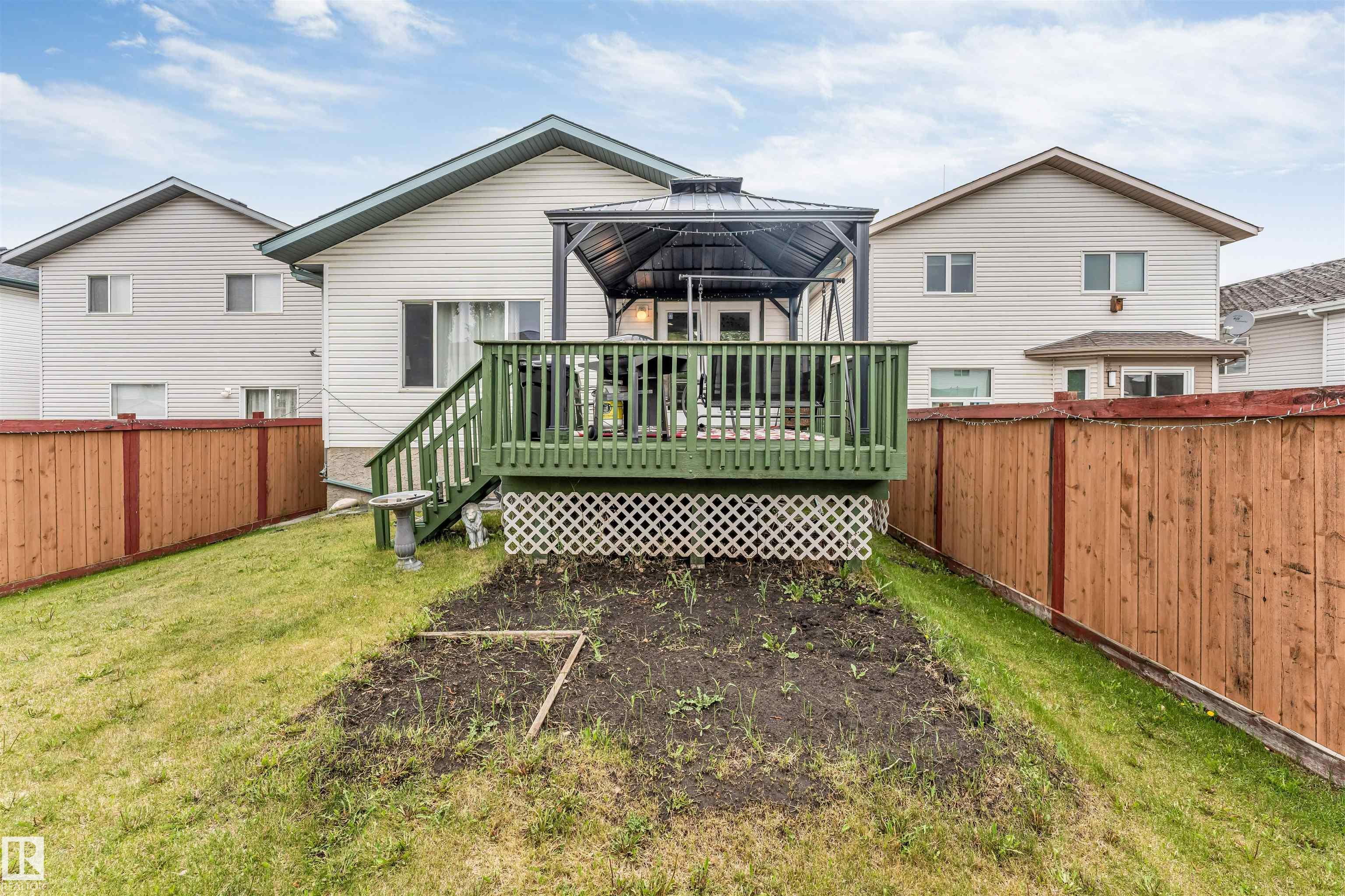 3519 22 Street NW, Wild Rose, Edmonton