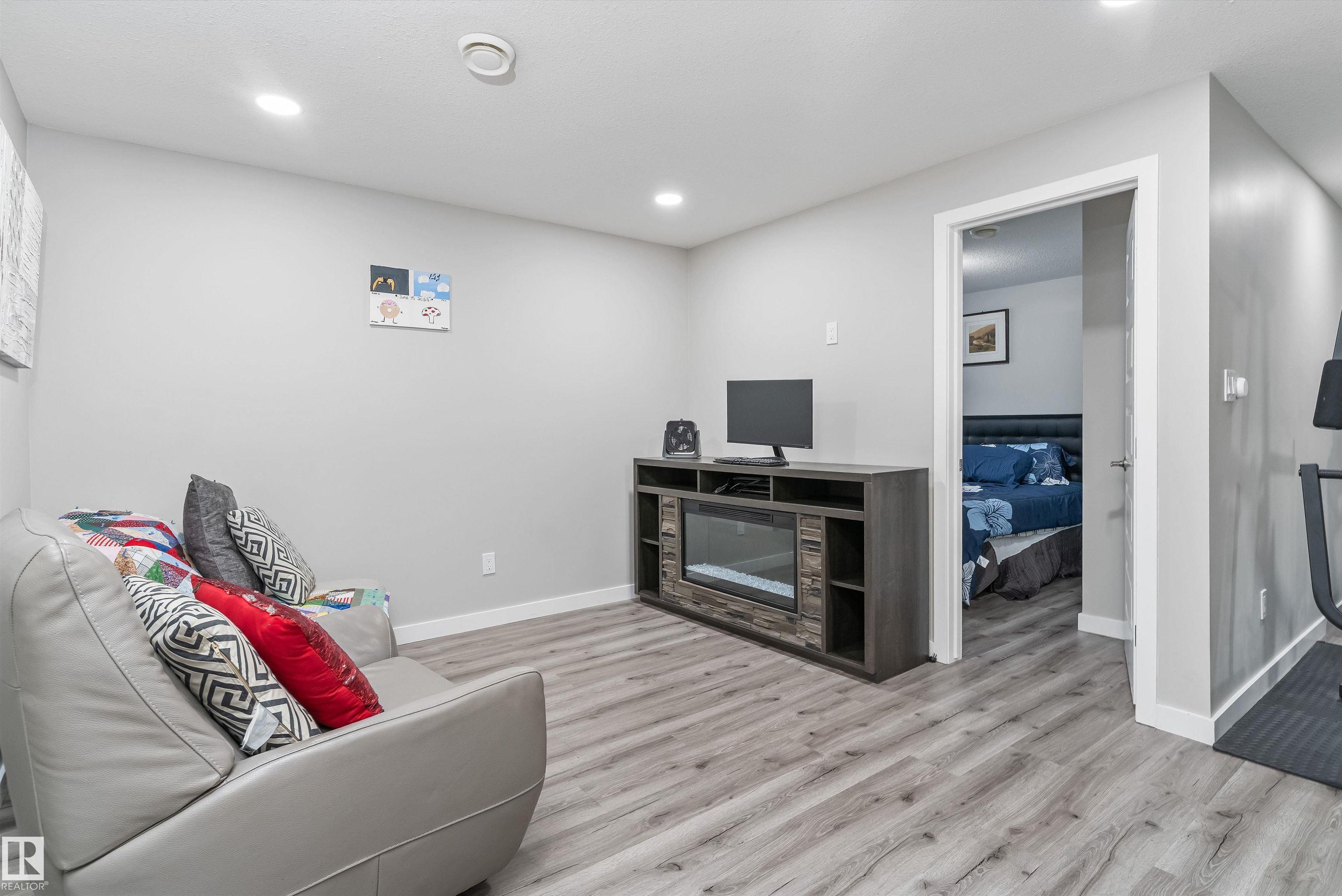 Photo 39 at 2933 Chokecherry Common SW, The Orchards At Ellerslie, Edmonton