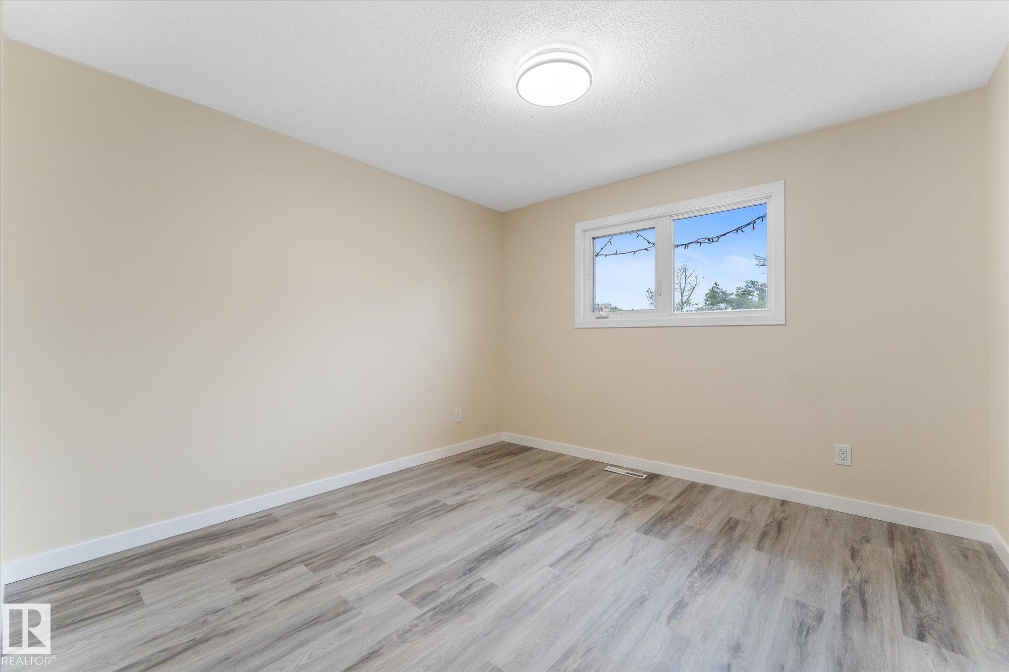 Photo 20 at 7311 137 Avenue NW, Delwood, Edmonton