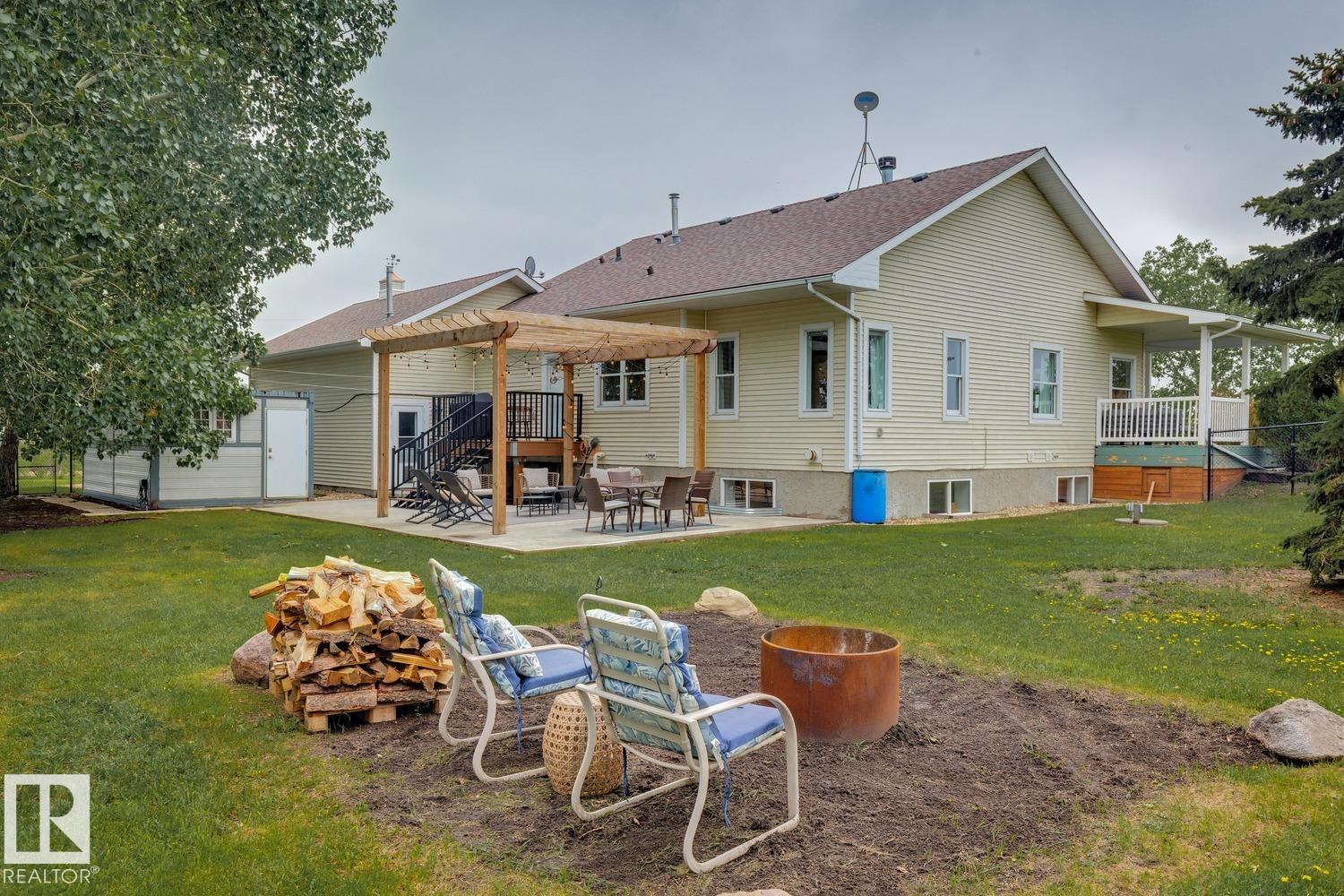 Photo 45 at 55116 Rge Road 230, None, Rural Sturgeon County