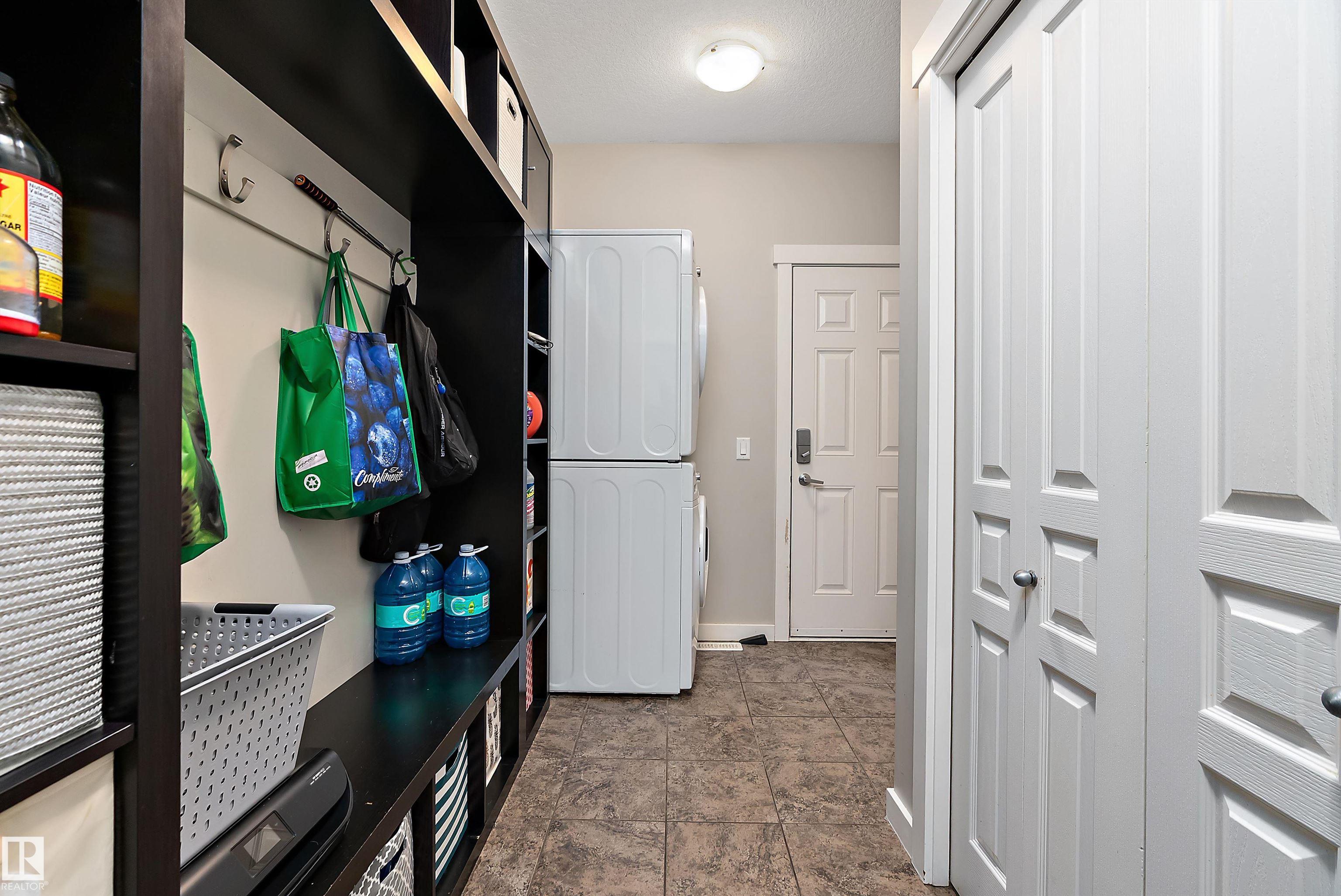 Photo 9 at 1035 158 Street SW, Glenridding Heights, Edmonton