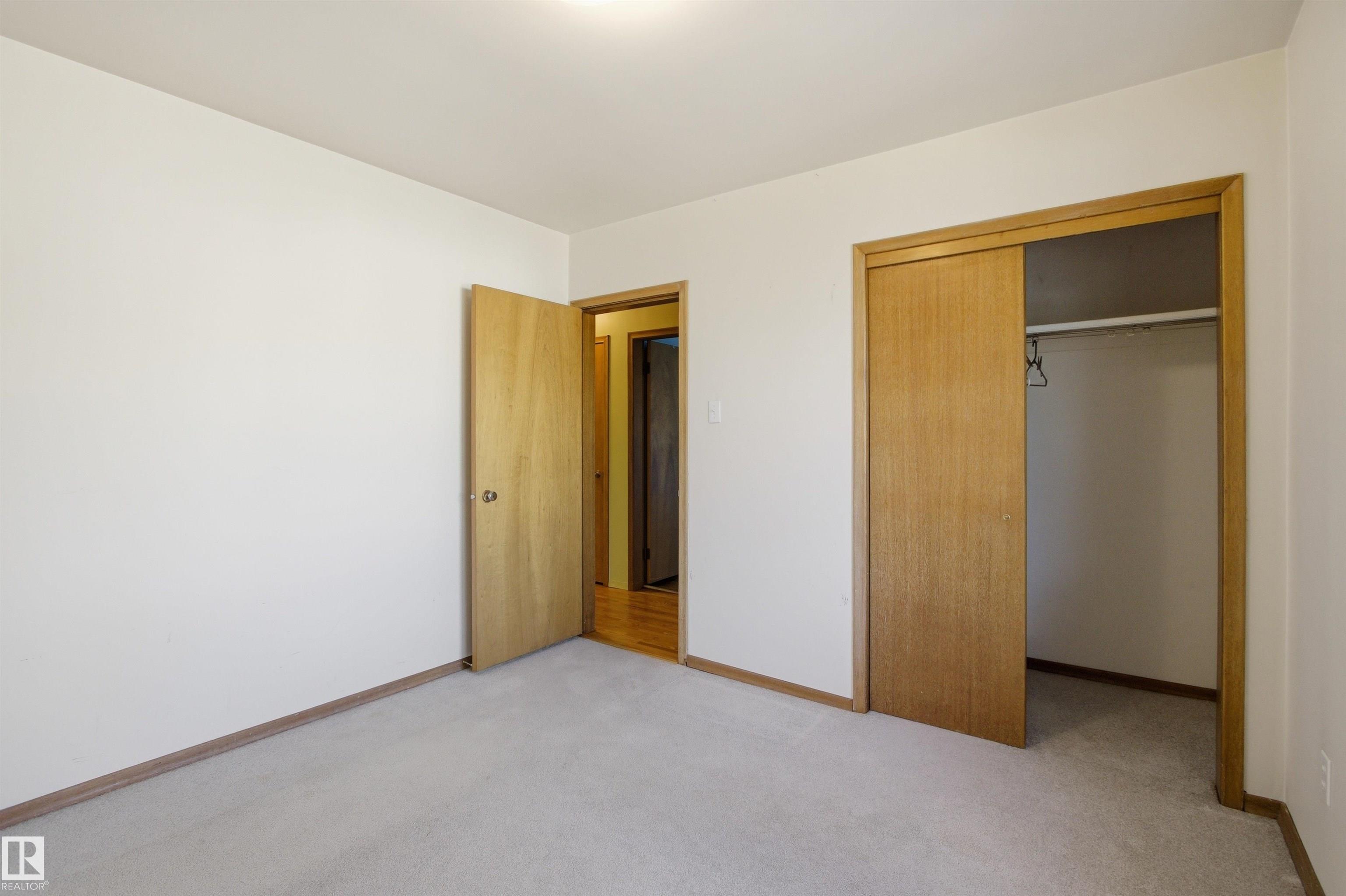 Photo 23 at 10138 74 Street NW, Terrace Heights, Edmonton