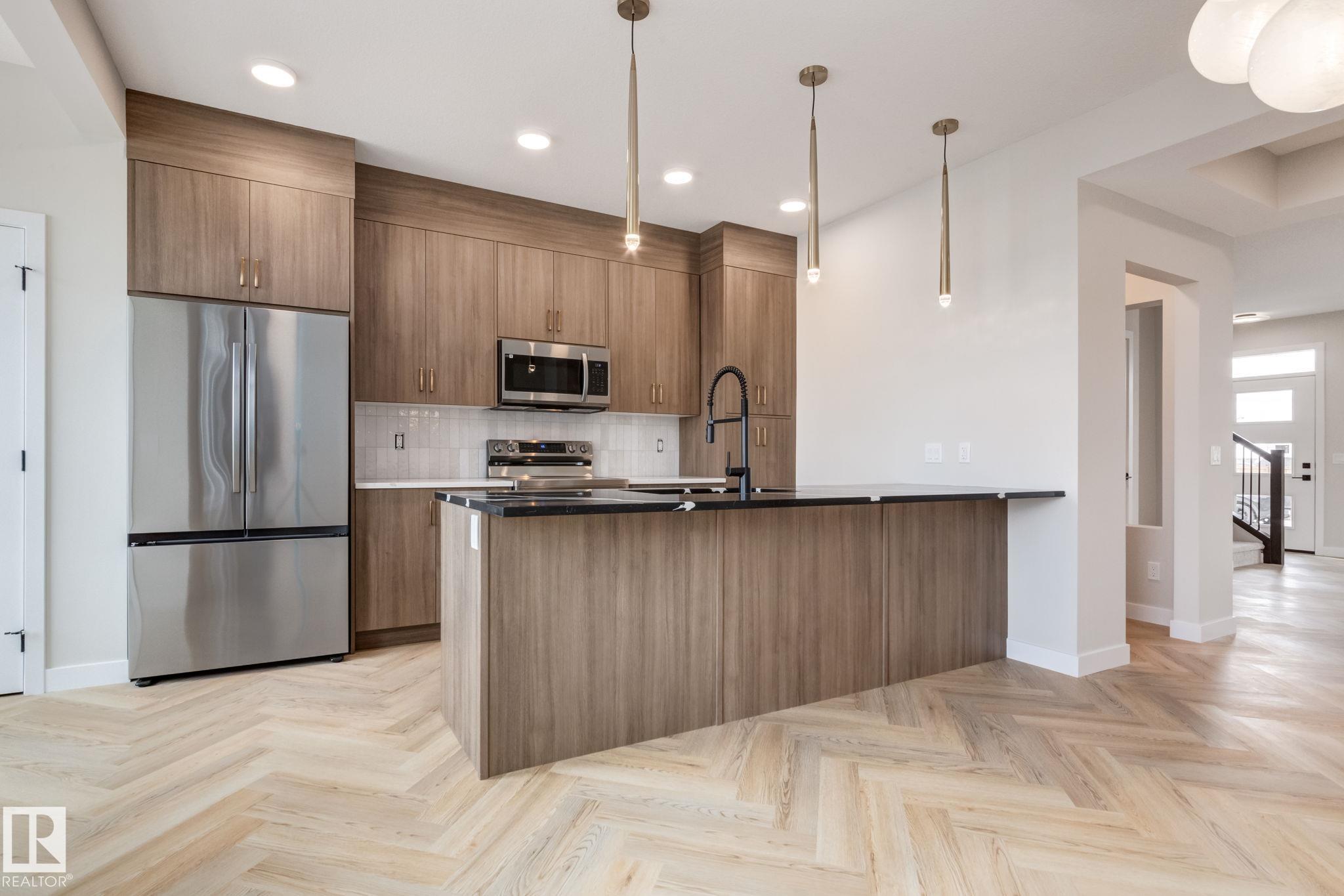 62 Cessy Street, Chérot, St. Albert