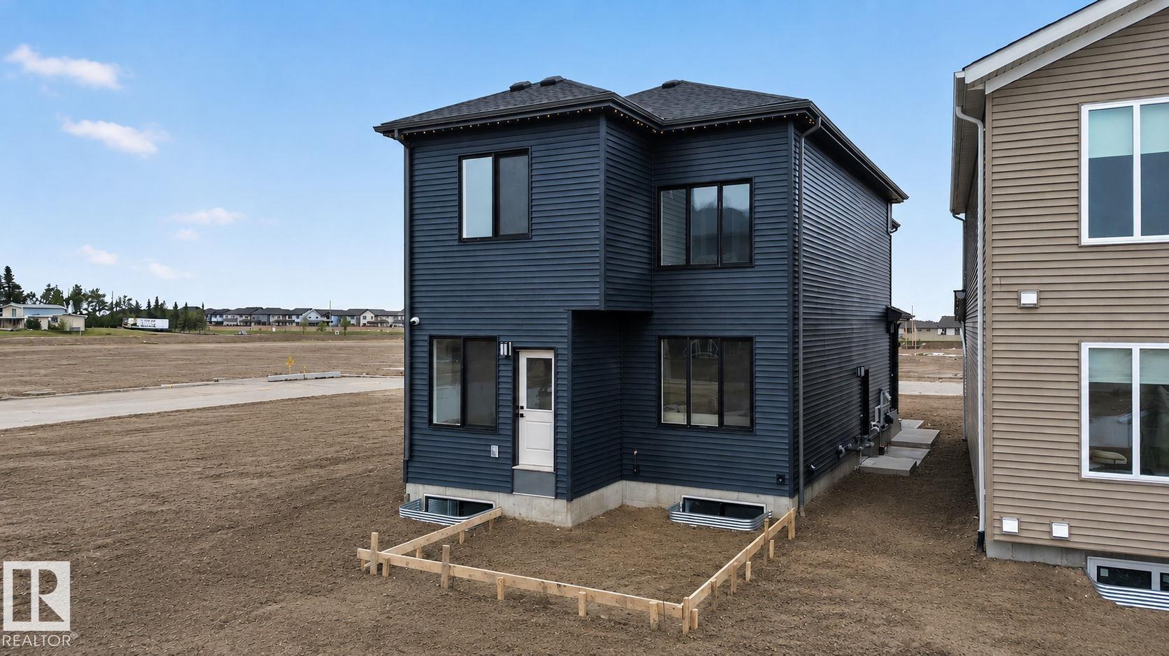 4627 17 Avenue SW, Meltwater, Edmonton