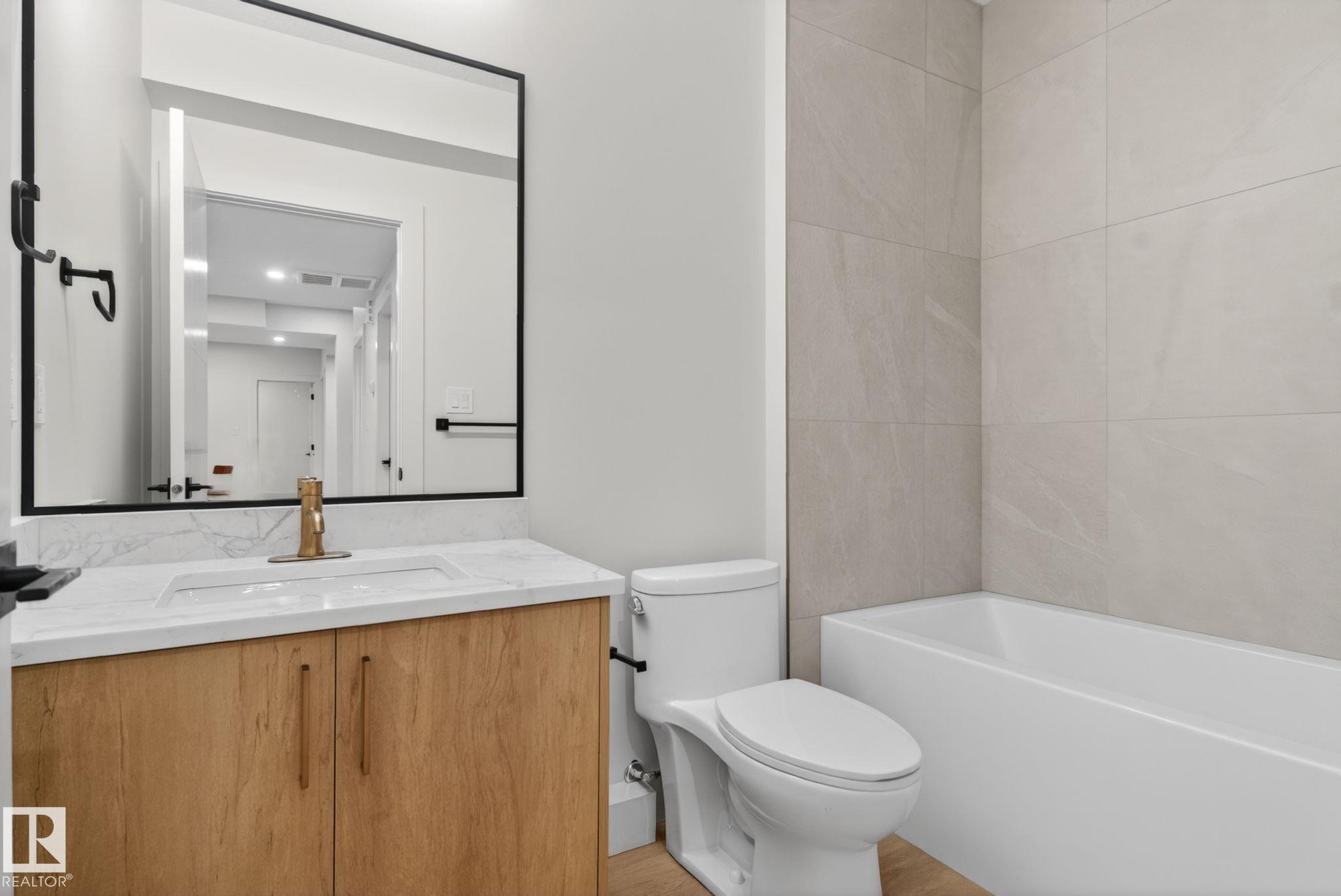 Photo 71 at 4627 17 Avenue SW, Meltwater, Edmonton