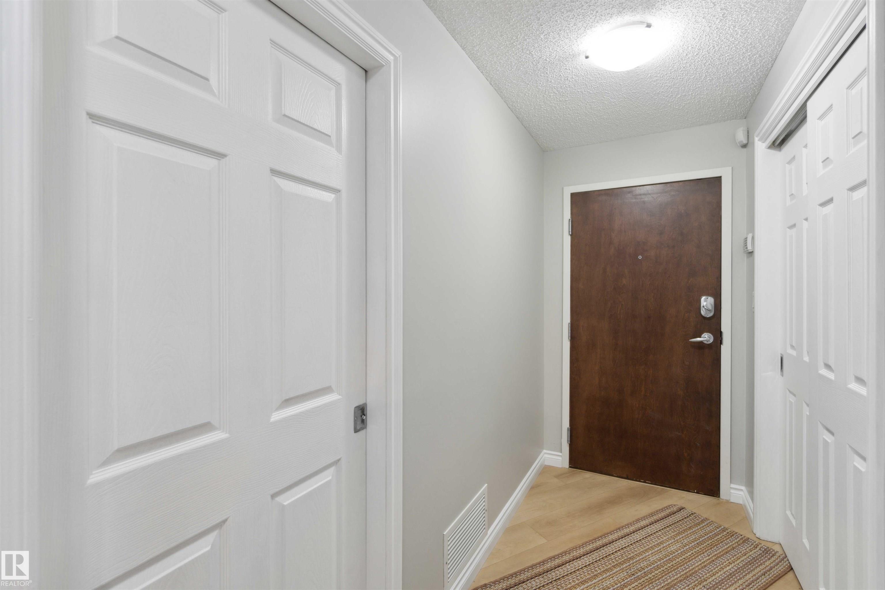 Photo 12 at 402 - 9020 Jasper Avenue NW, Boyle Street, Edmonton