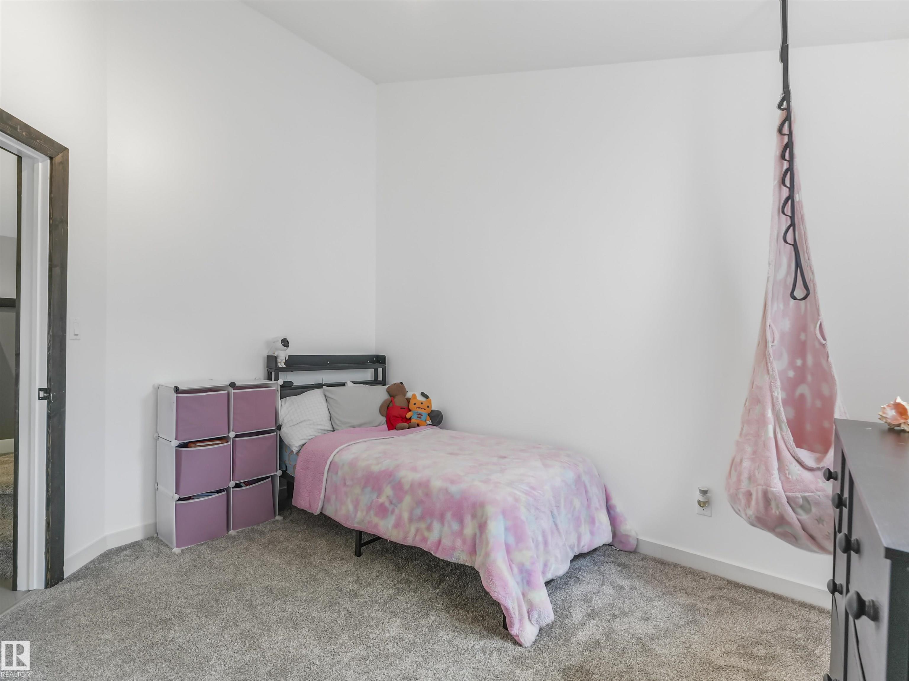 Photo 21 at 105 Rue Moreau, Montalet, Beaumont