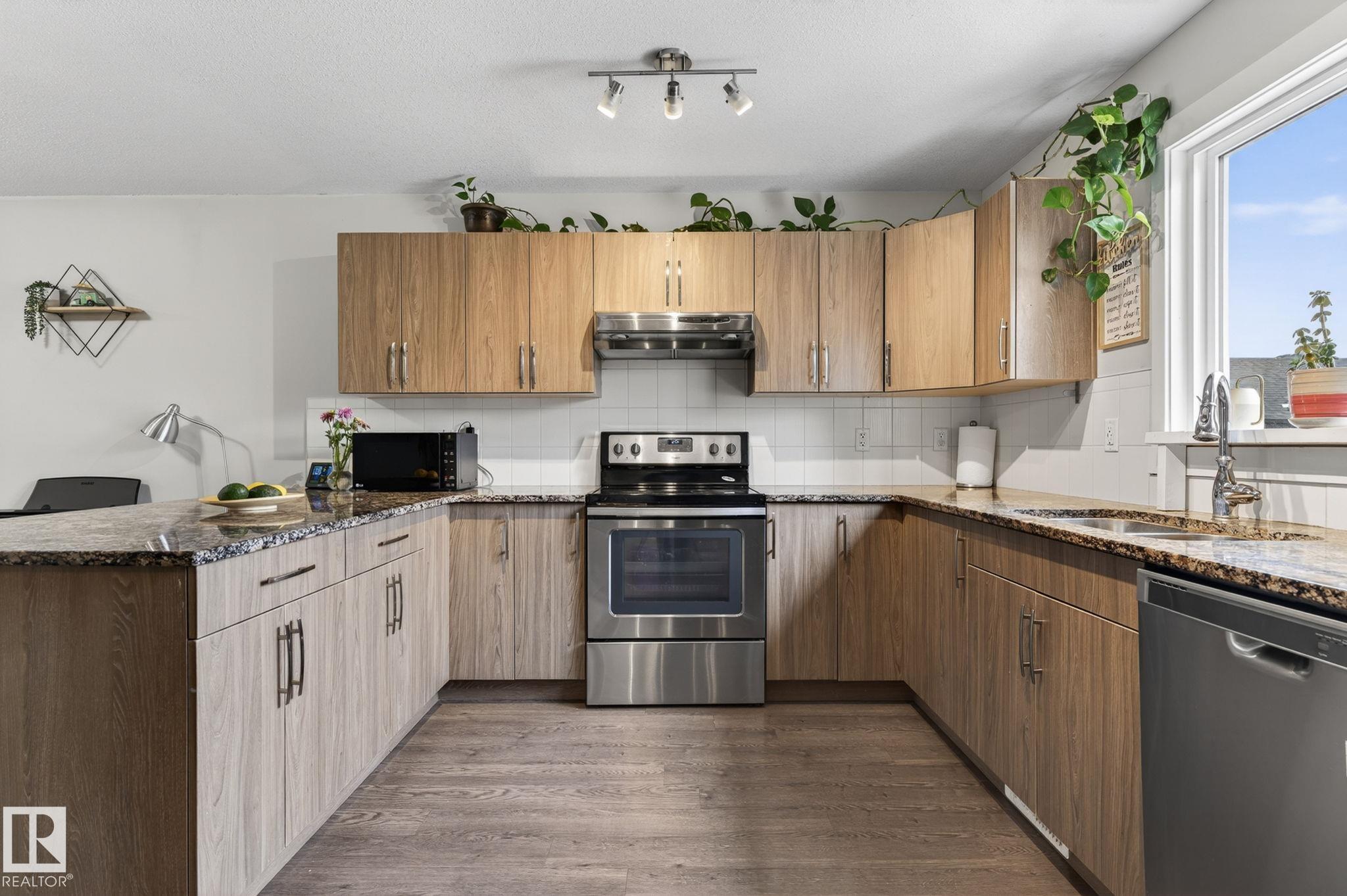 Photo 13 at 33 Durrand Bend, South Pointe, Fort Saskatchewan