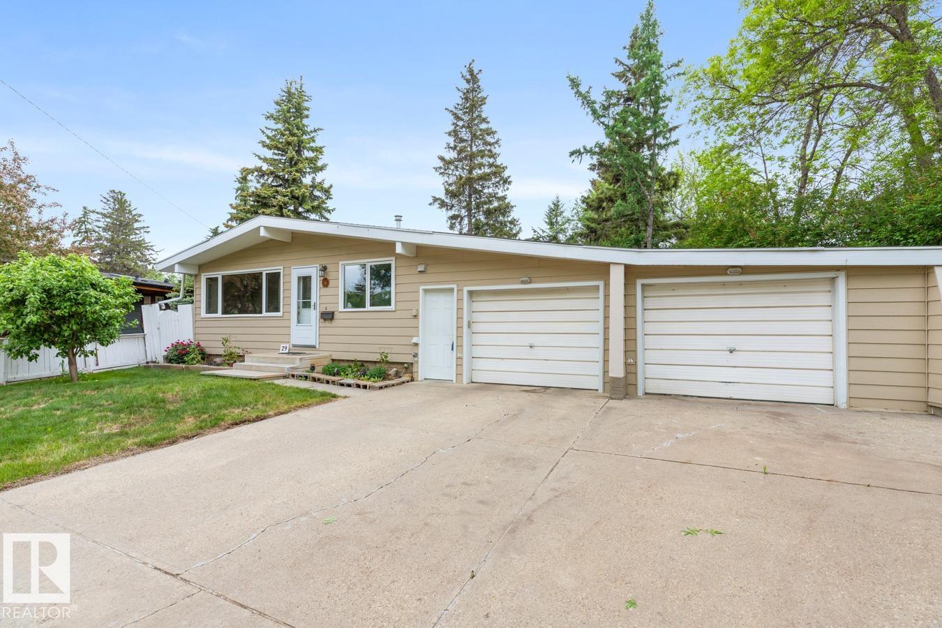 29 Greenview Crescent, Grandin, St. Albert