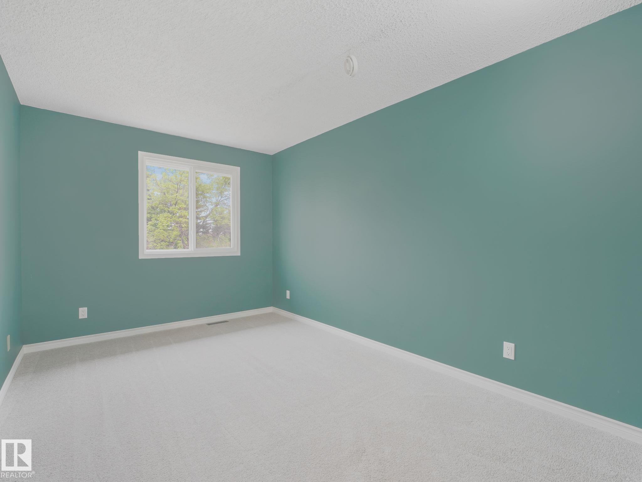 Photo 24 at 17108 100 Street NW, Baturyn, Edmonton