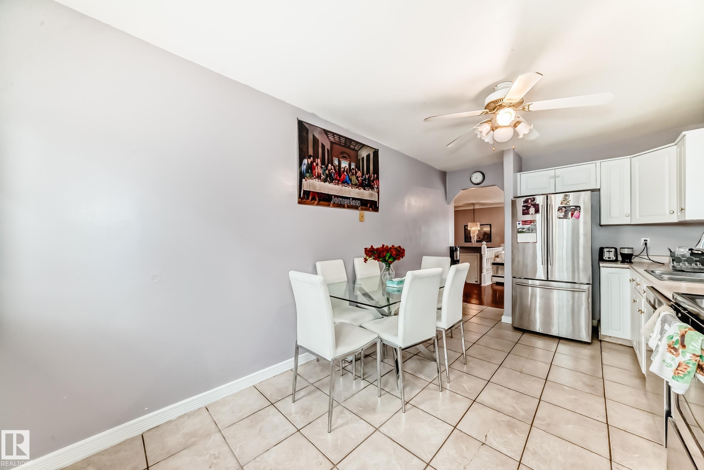 Photo 15 at 8317 160a Avenue NW, Belle Rive, Edmonton