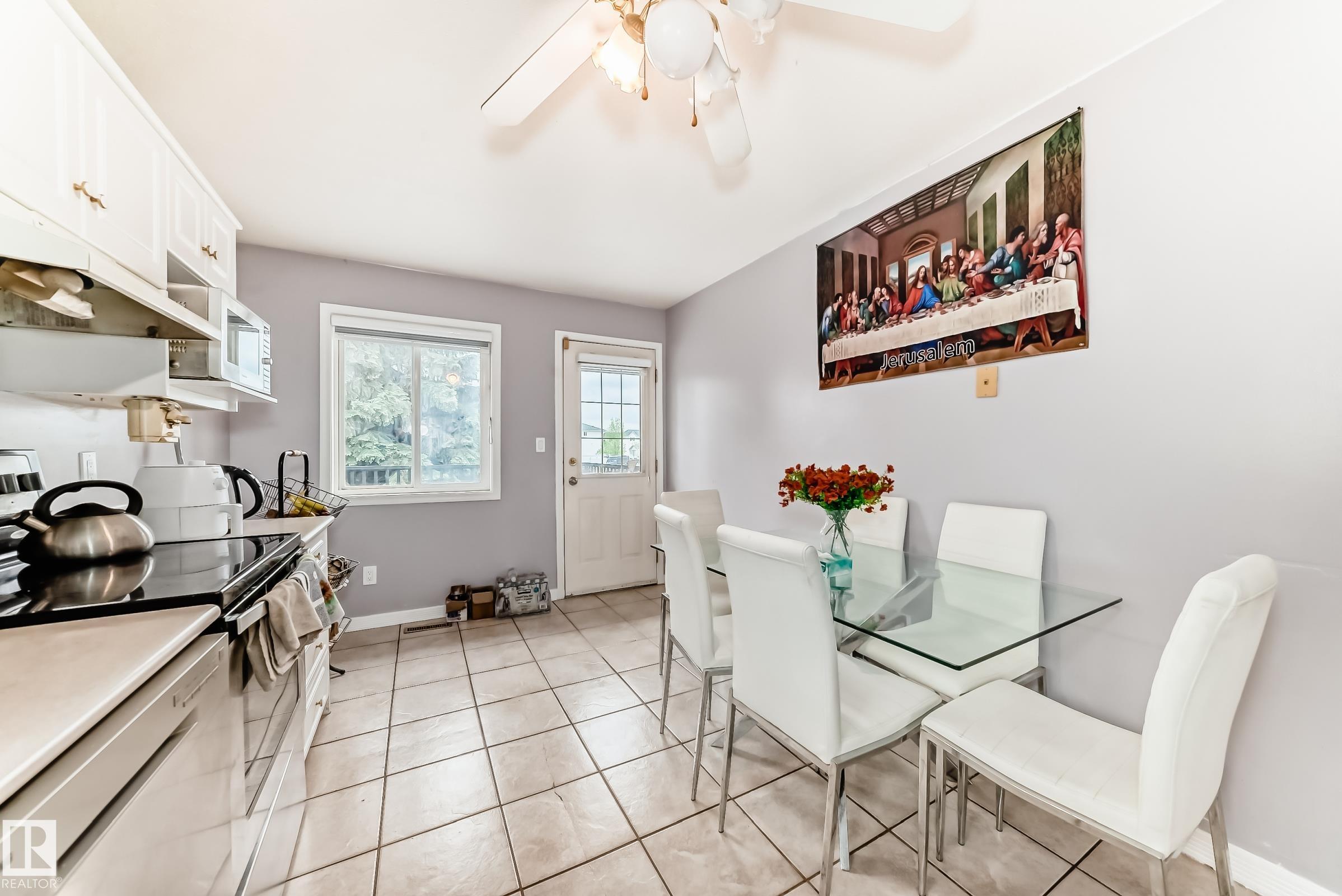 Photo 10 at 8317 160a Avenue NW, Belle Rive, Edmonton