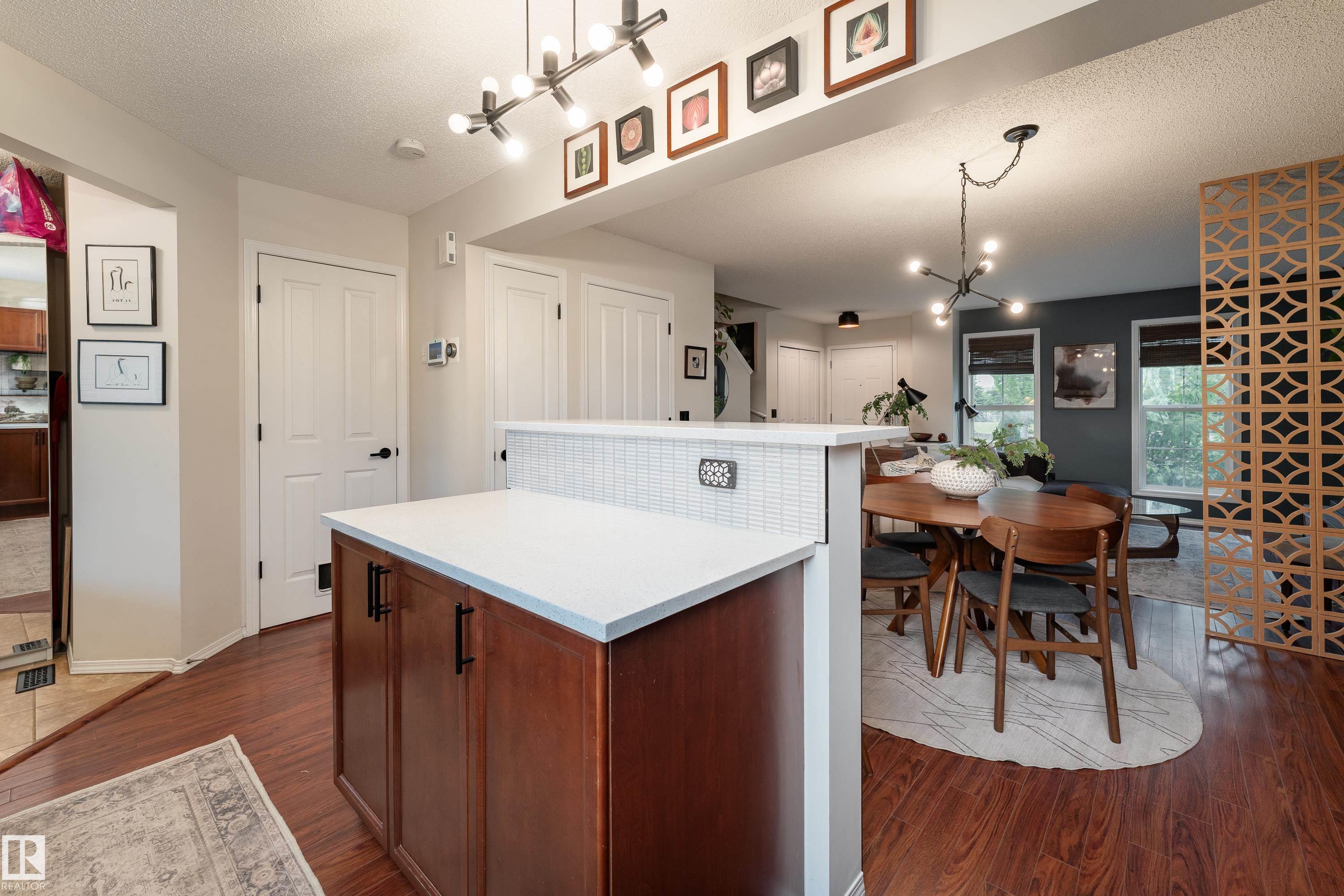 Photo 8 at 5964 South Terwillegar Boulevard NW, South Terwillegar, Edmonton