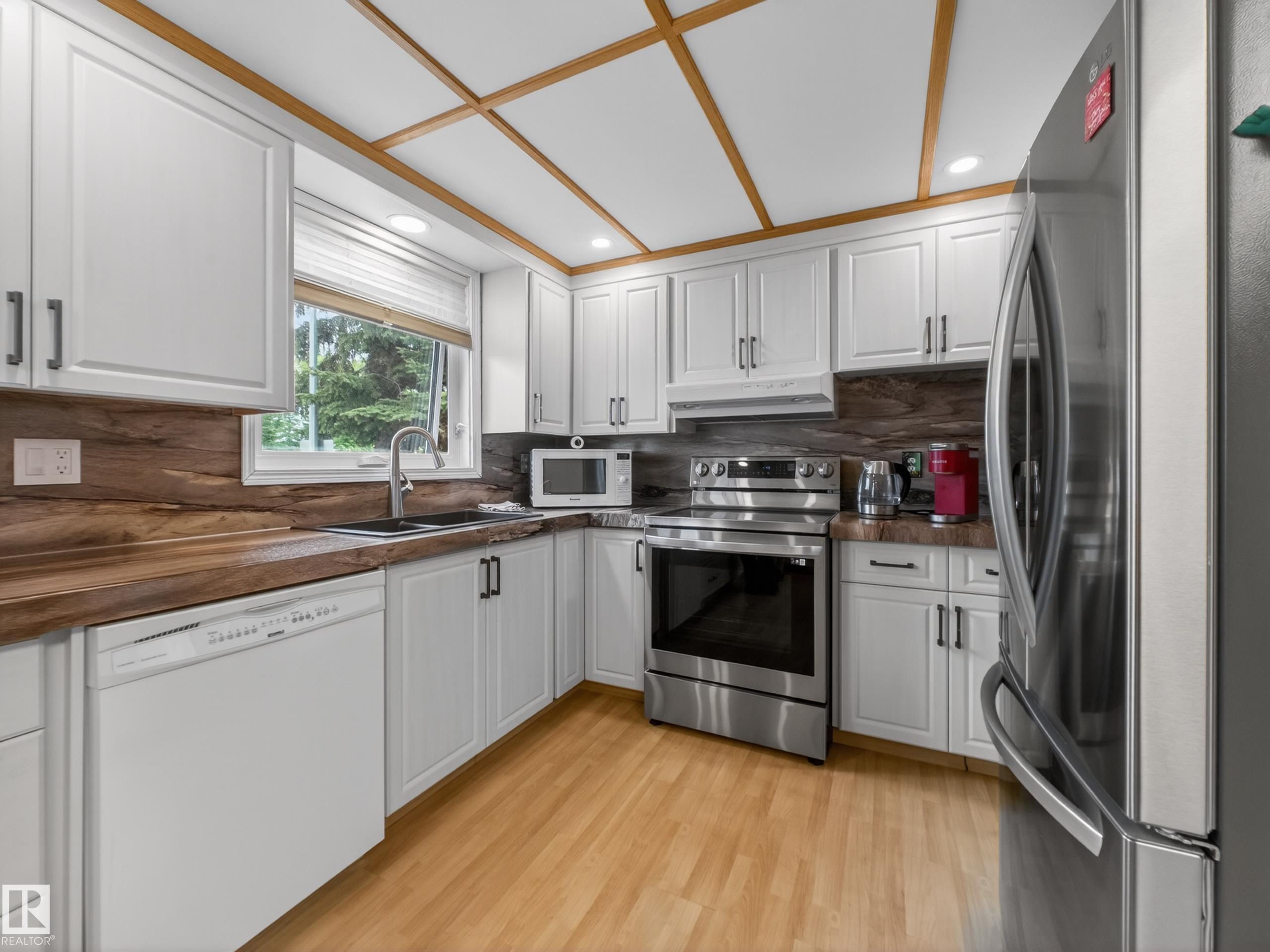 Photo 12 at 14408 77 Street NW, Kilkenny, Edmonton