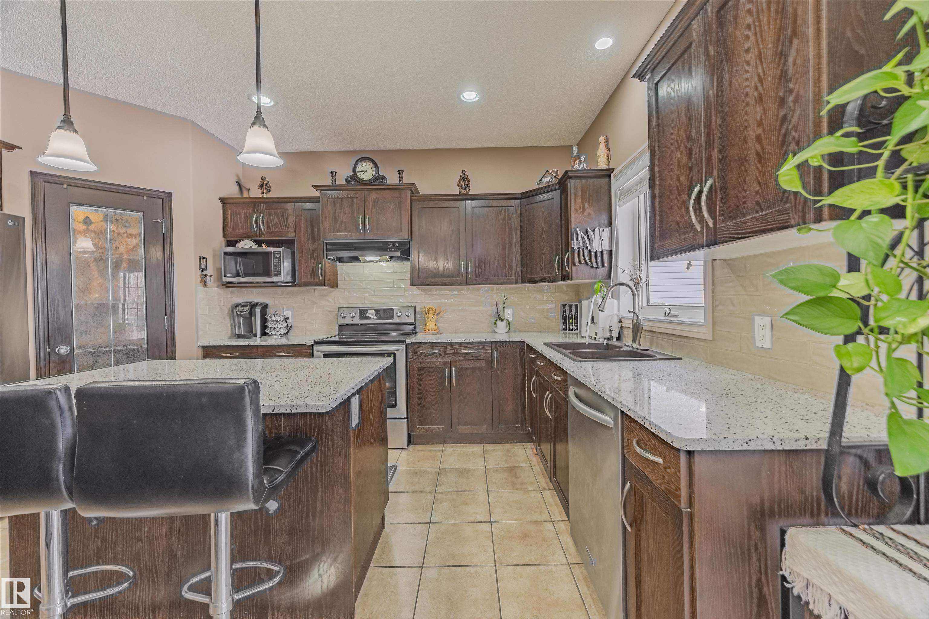 Photo 26 at 57 Homestead Crescent NW, Overlanders, Edmonton