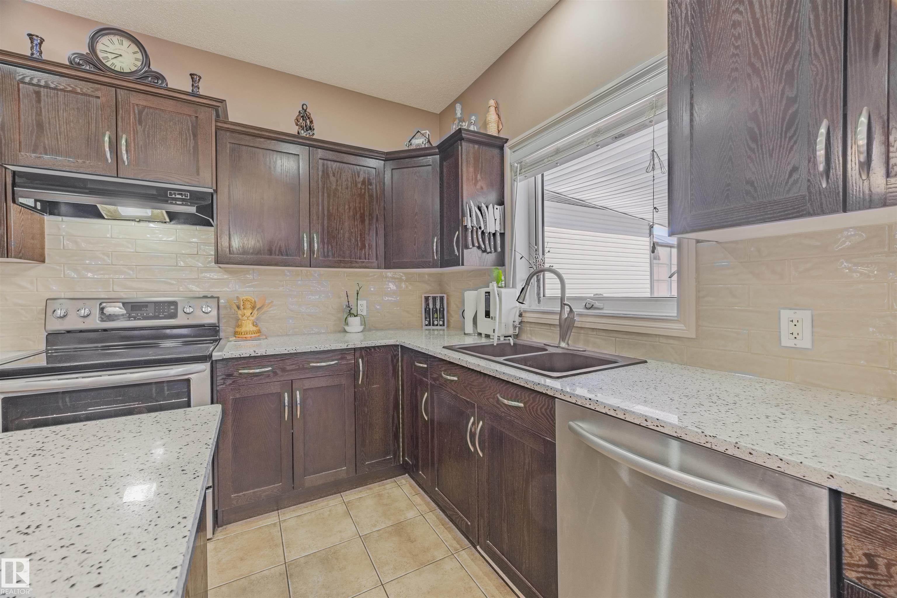 Photo 27 at 57 Homestead Crescent NW, Overlanders, Edmonton