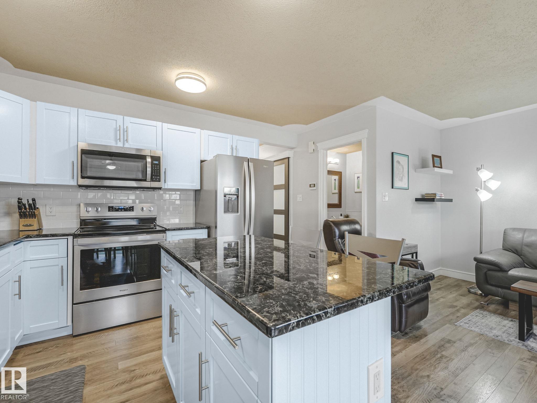 Photo 6 at 35 - 15215 126 Street NW, Baranow, Edmonton