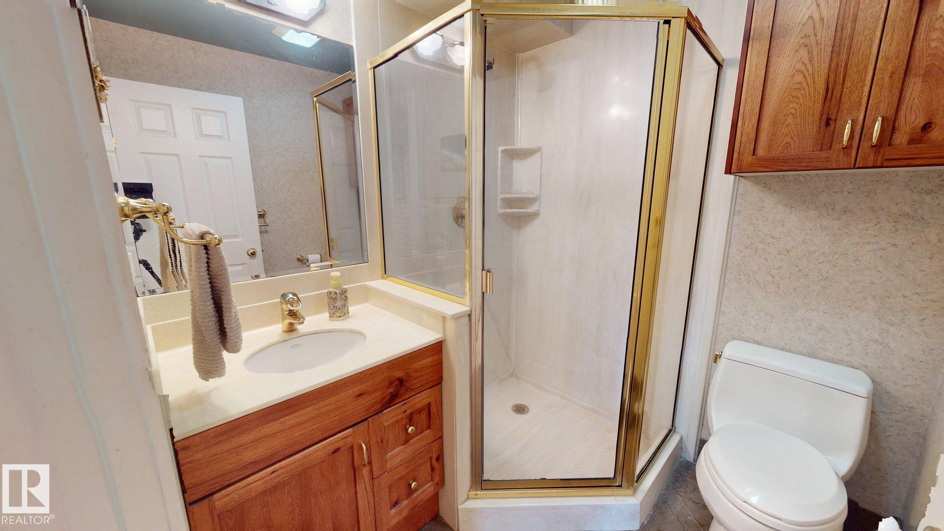 Photo 14 at 25 - 21546 Twp Road 520, Half Moon Estates, Rural Strathcona County