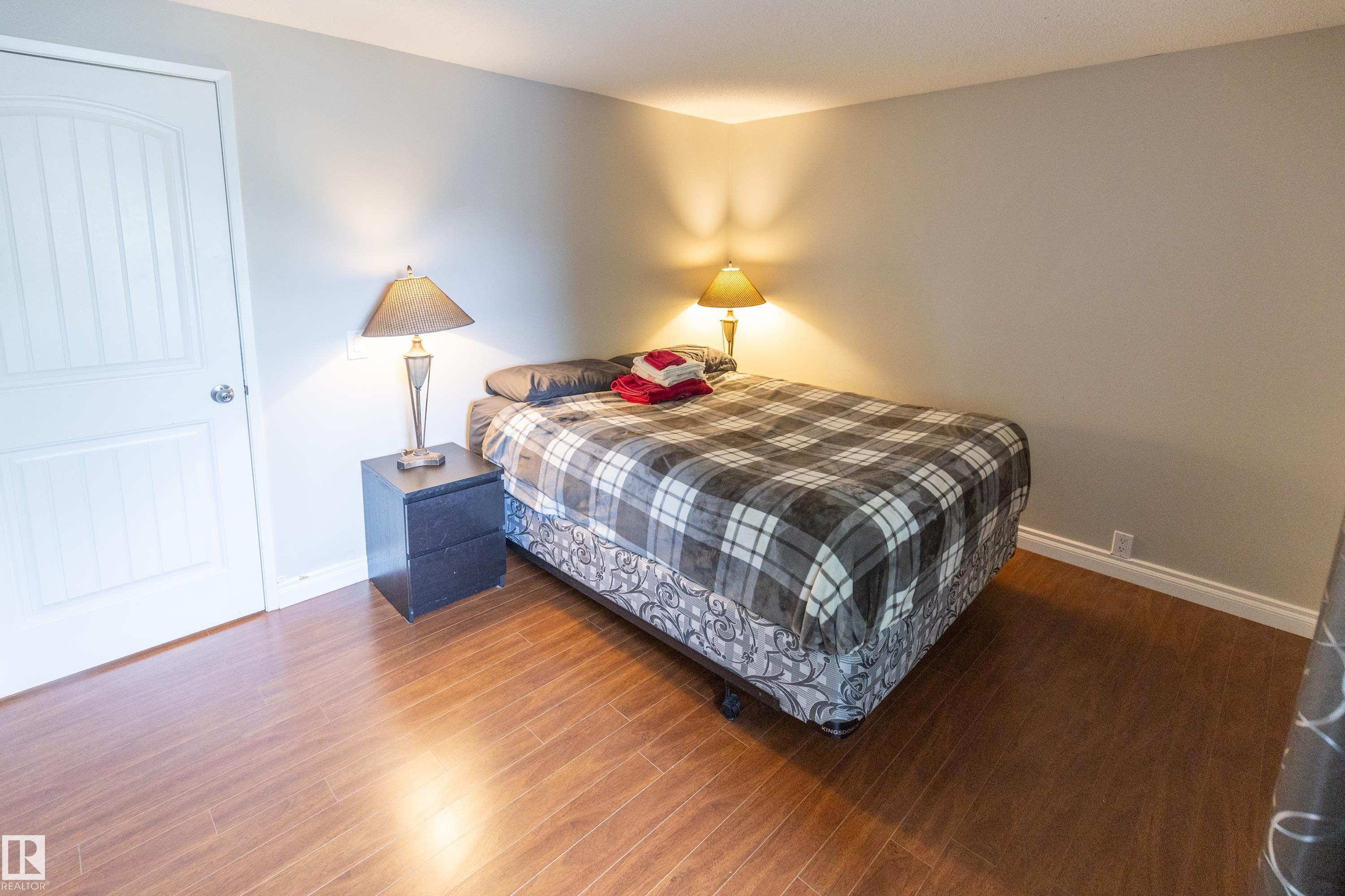 Photo 18 at 227 Woodbridge Way, Woodbridge Farms, Sherwood Park