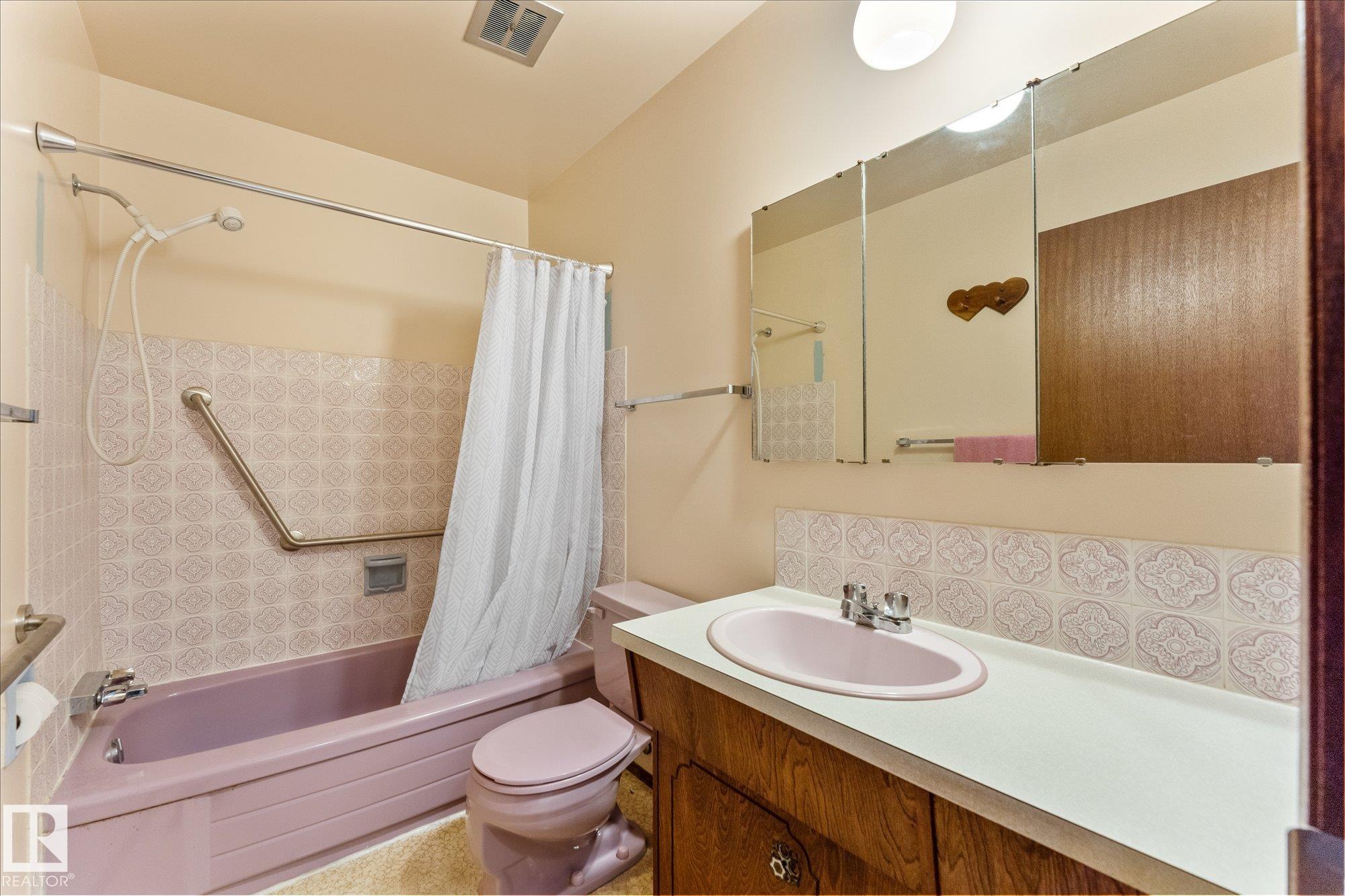 Photo 24 at 11008 162a Avenue NW, Lorelei, Edmonton