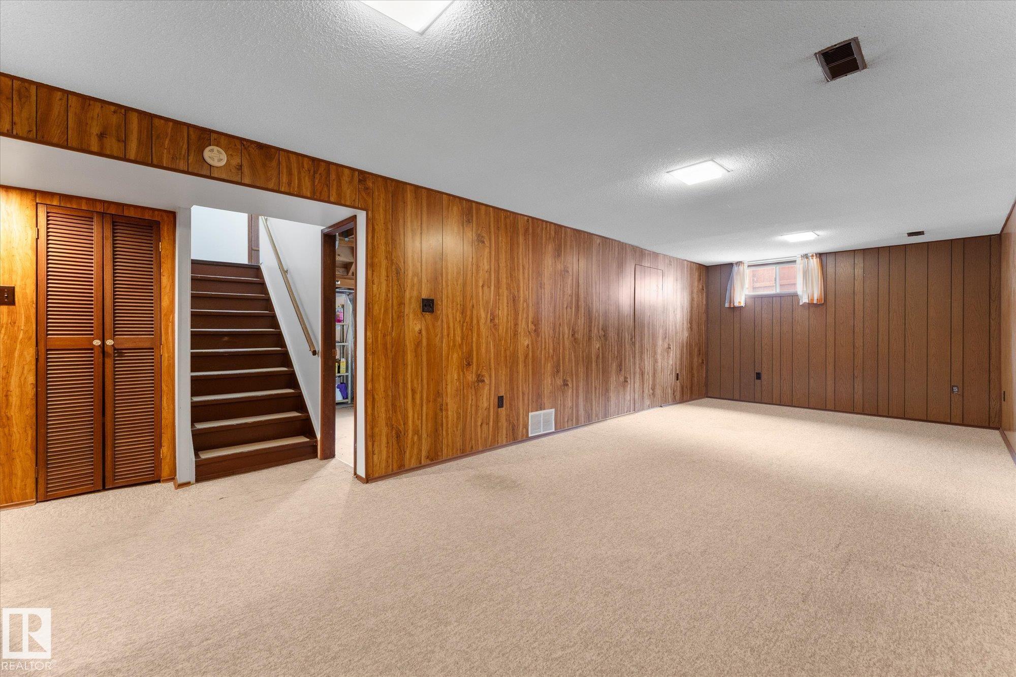 Photo 31 at 11008 162a Avenue NW, Lorelei, Edmonton