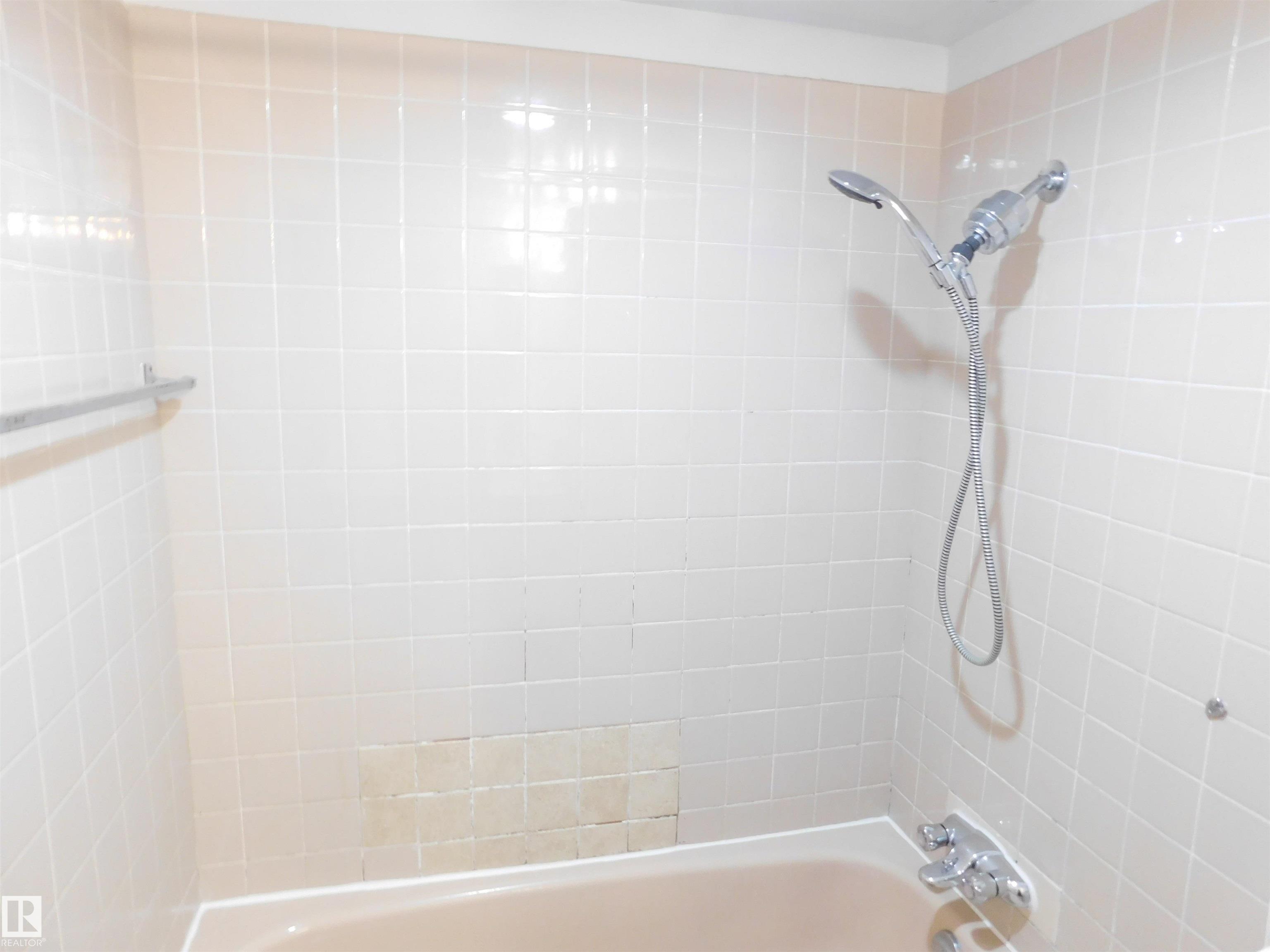 Photo 11 at 903 - 13910 Stony Plain Road NW, Glenora, Edmonton