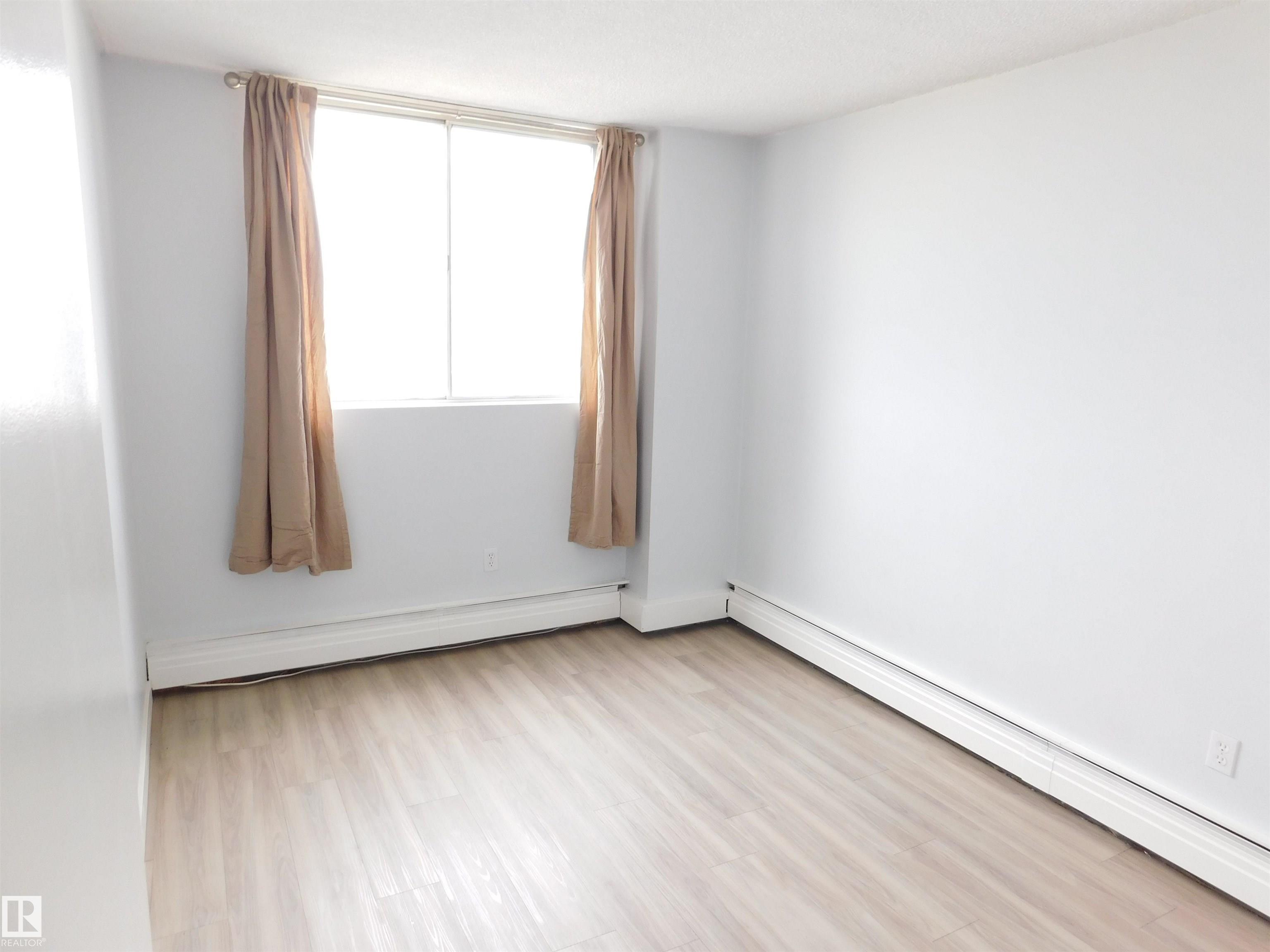 Photo 18 at 903 - 13910 Stony Plain Road NW, Glenora, Edmonton