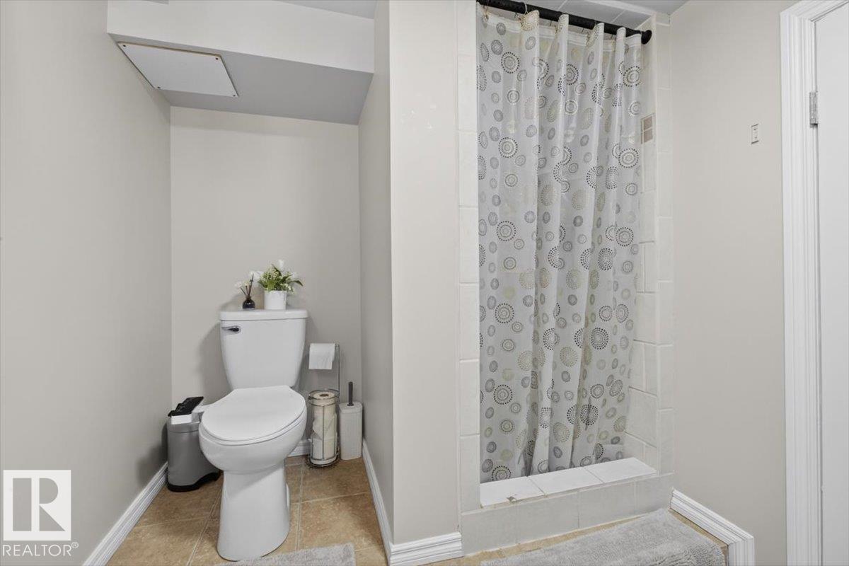 Photo 30 at 11940 152b Avenue NW, Caernarvon, Edmonton