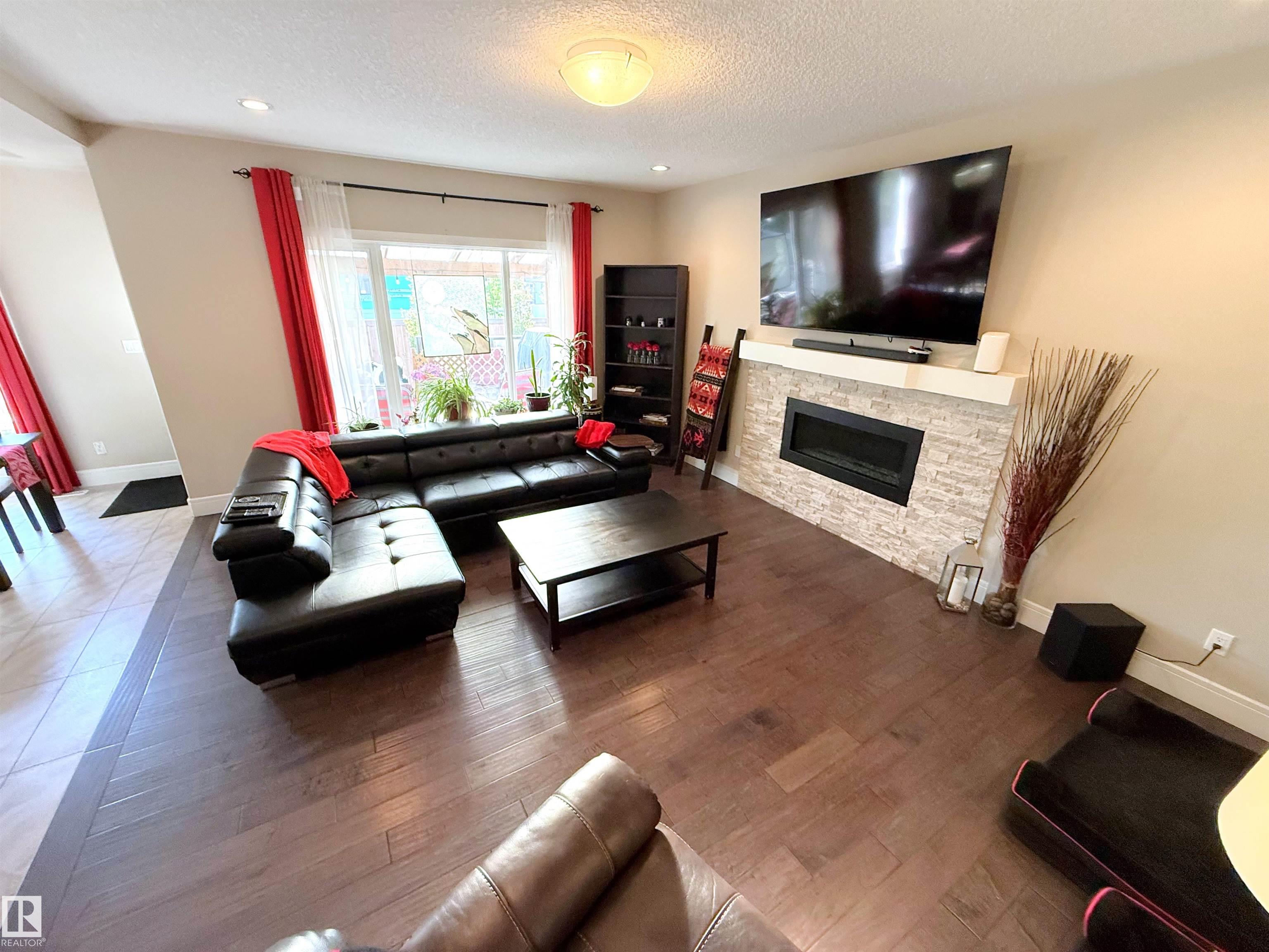 Photo 24 at 23 Dillworth Crescent, Deer Park, Spruce Grove